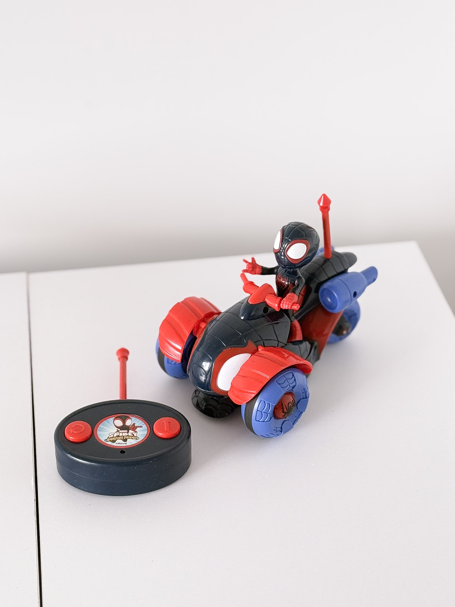Marvel Spidey pulteliu valdoma mašina