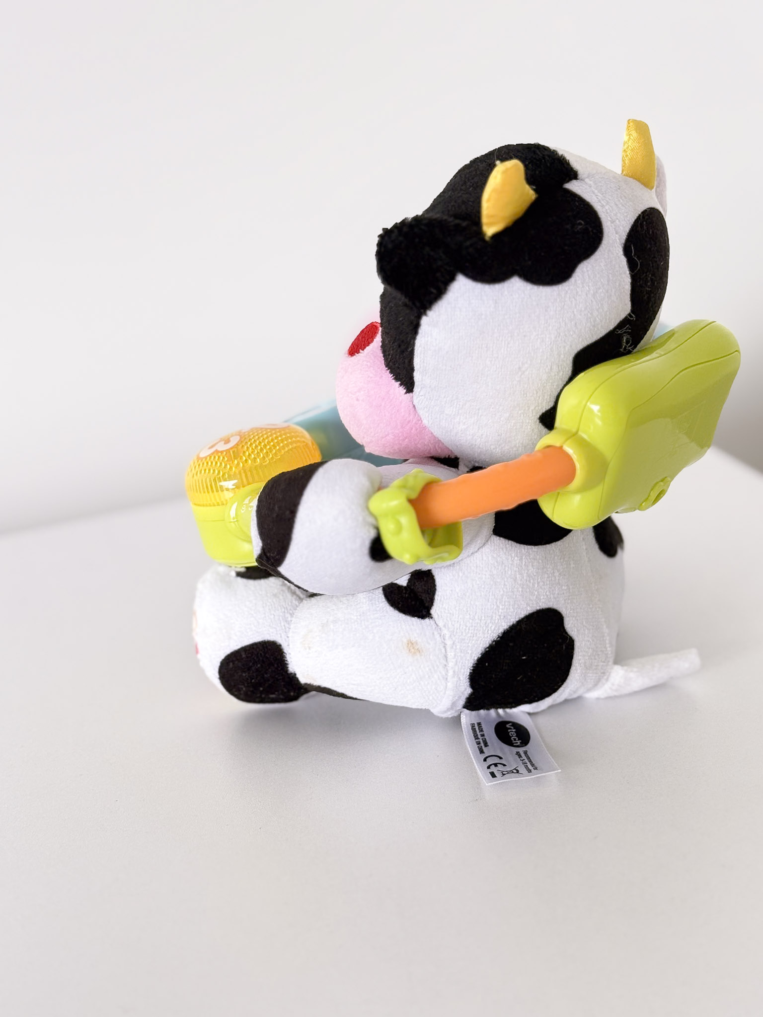 VTech interaktyvi pliušinė karvutė