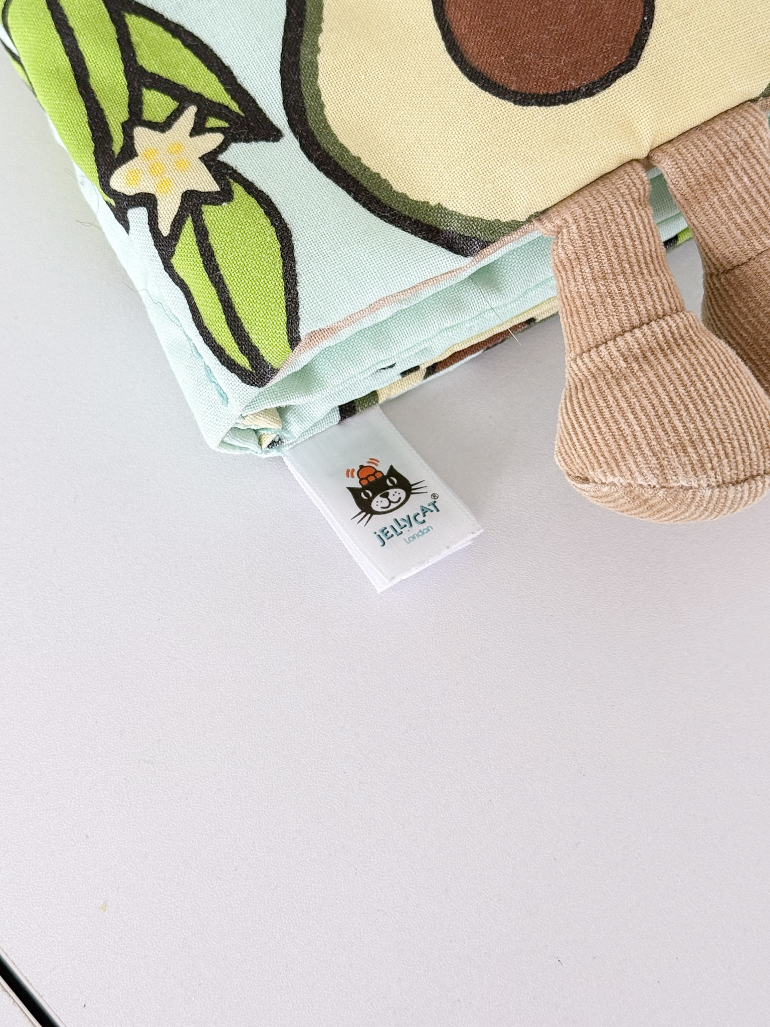 Jellycat knygelė kūdikiui