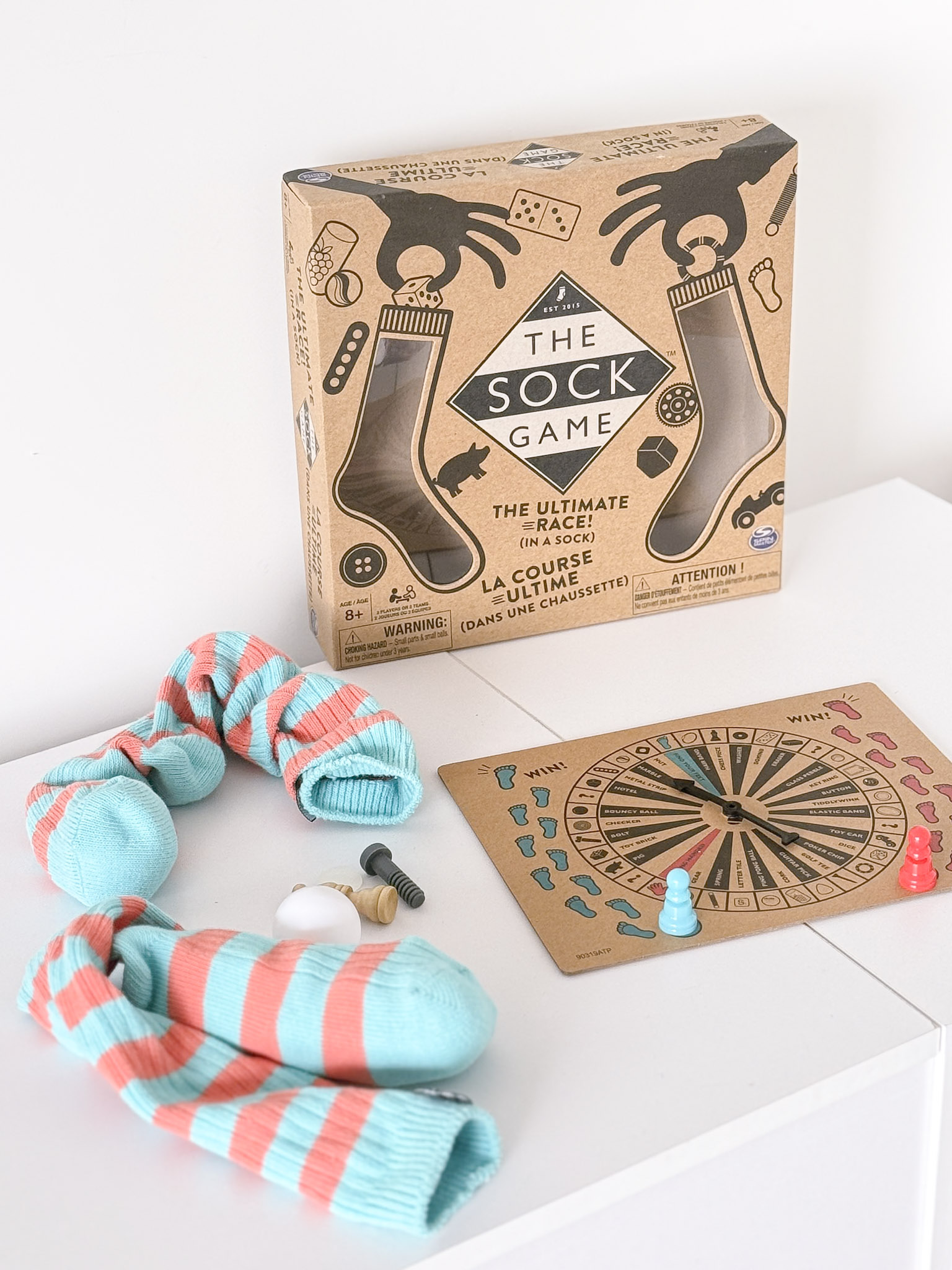 Stalo žaidimas "The Sock Game"