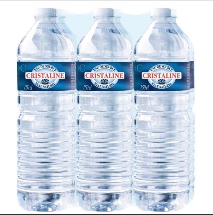 Bouteilles d'eau cristaline 1,50L