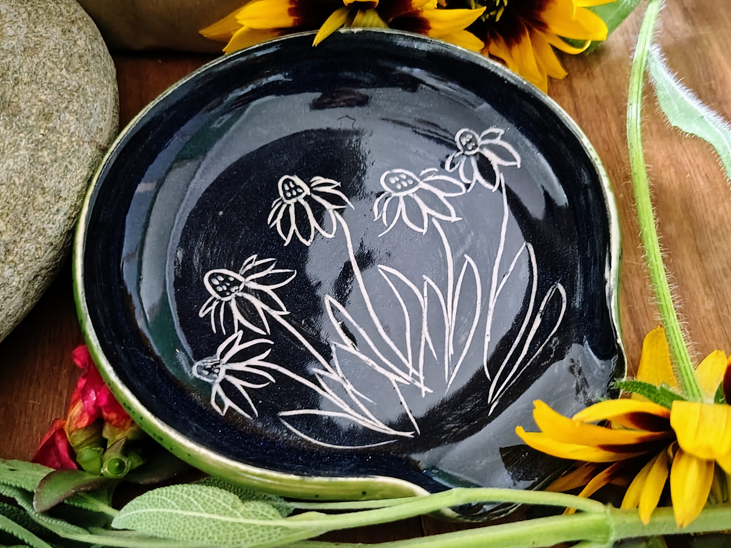 Black and Green Coneflower Spoon rest
