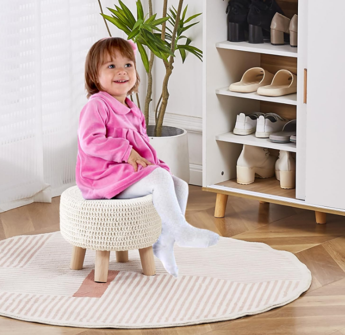 Pouf Ottoman, 100% Cotton Knitted Boho Footstool, Round Footrest with Non-Skid Wood Legs, Home Décor Handmade Pouffe, Leisure Floor Step Stool for Living Room (Beige)