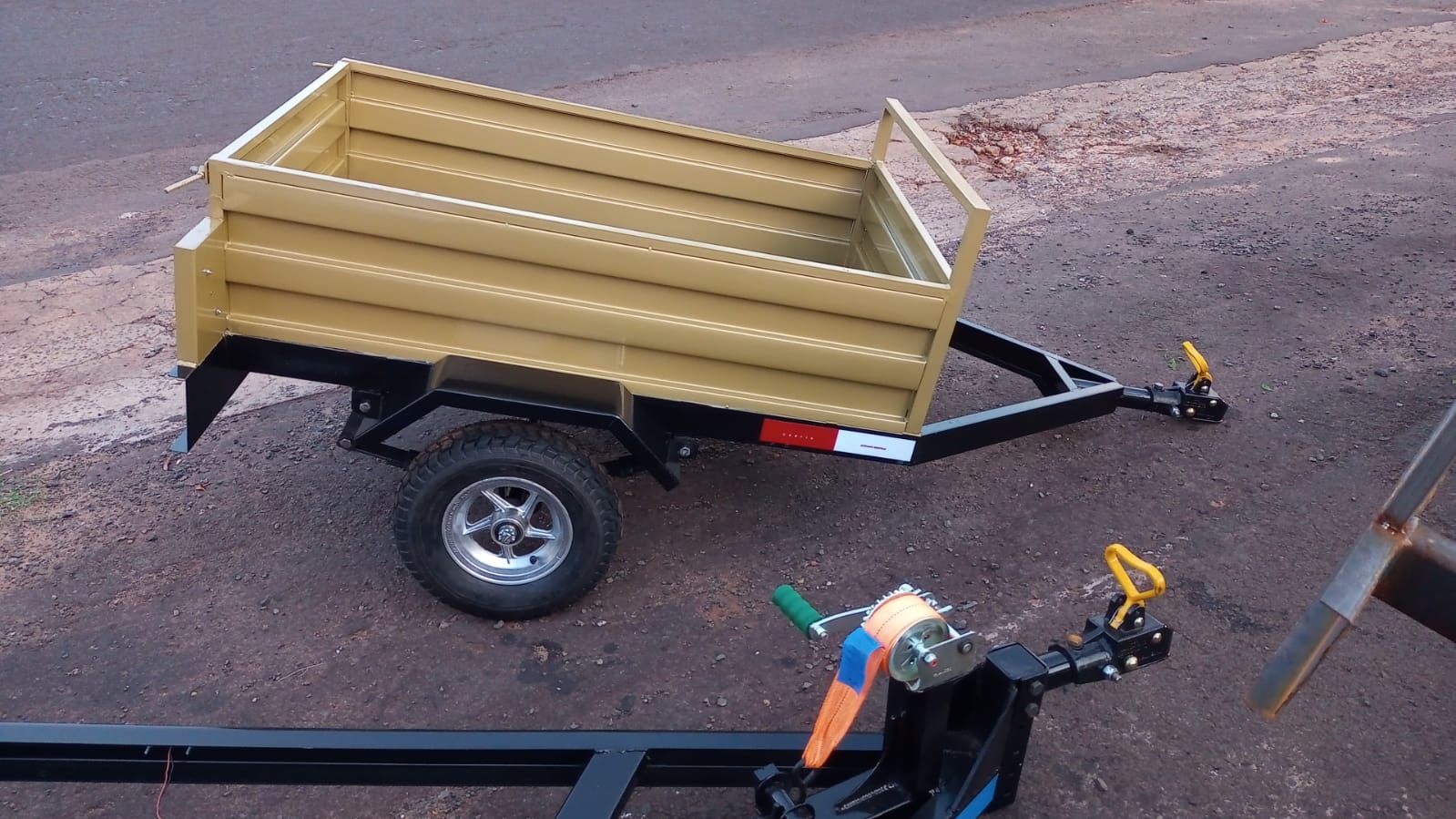 Reboque para moto Fazendinha