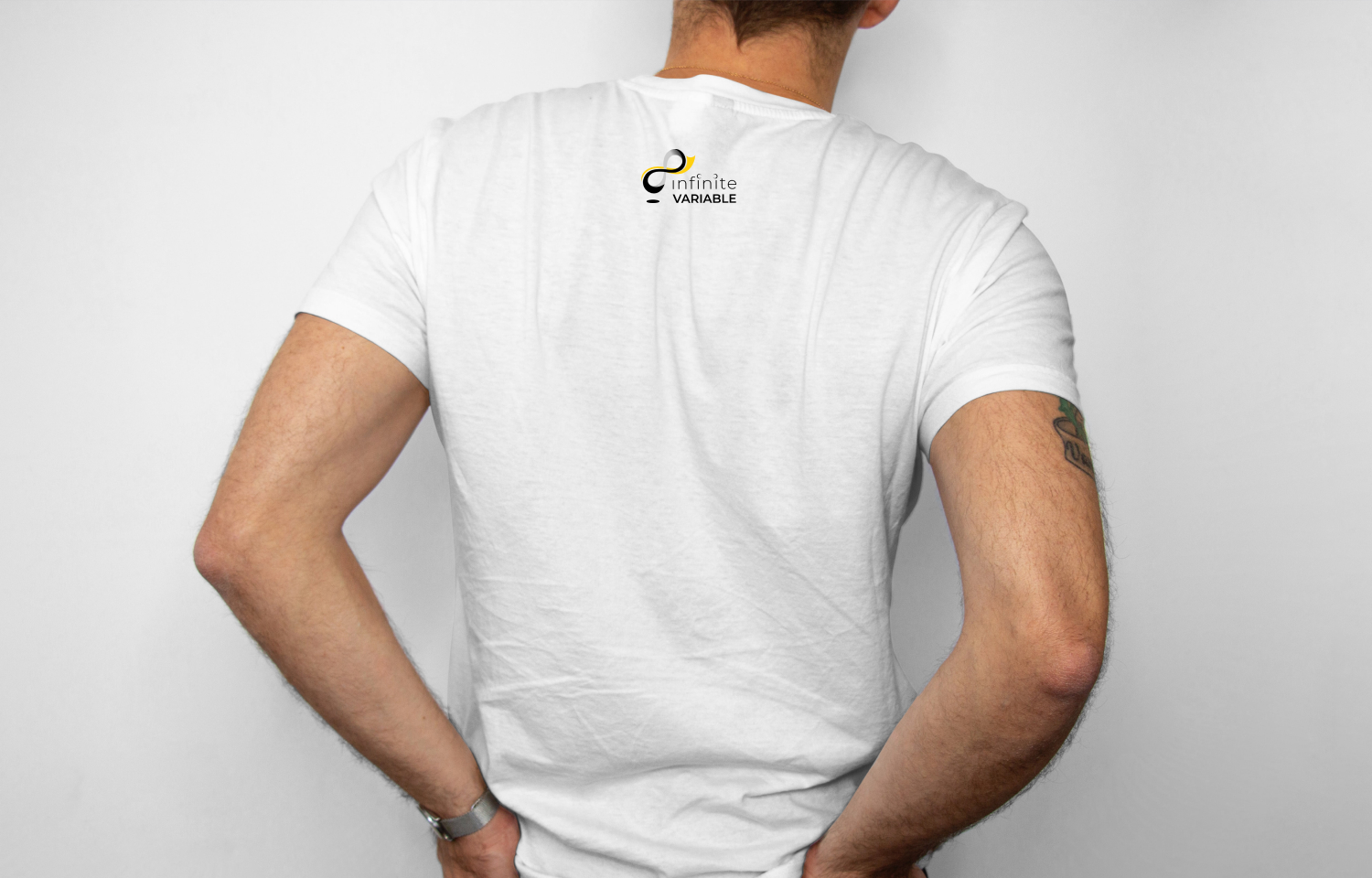 Classic White T-Shirt by infinite VARIABLE