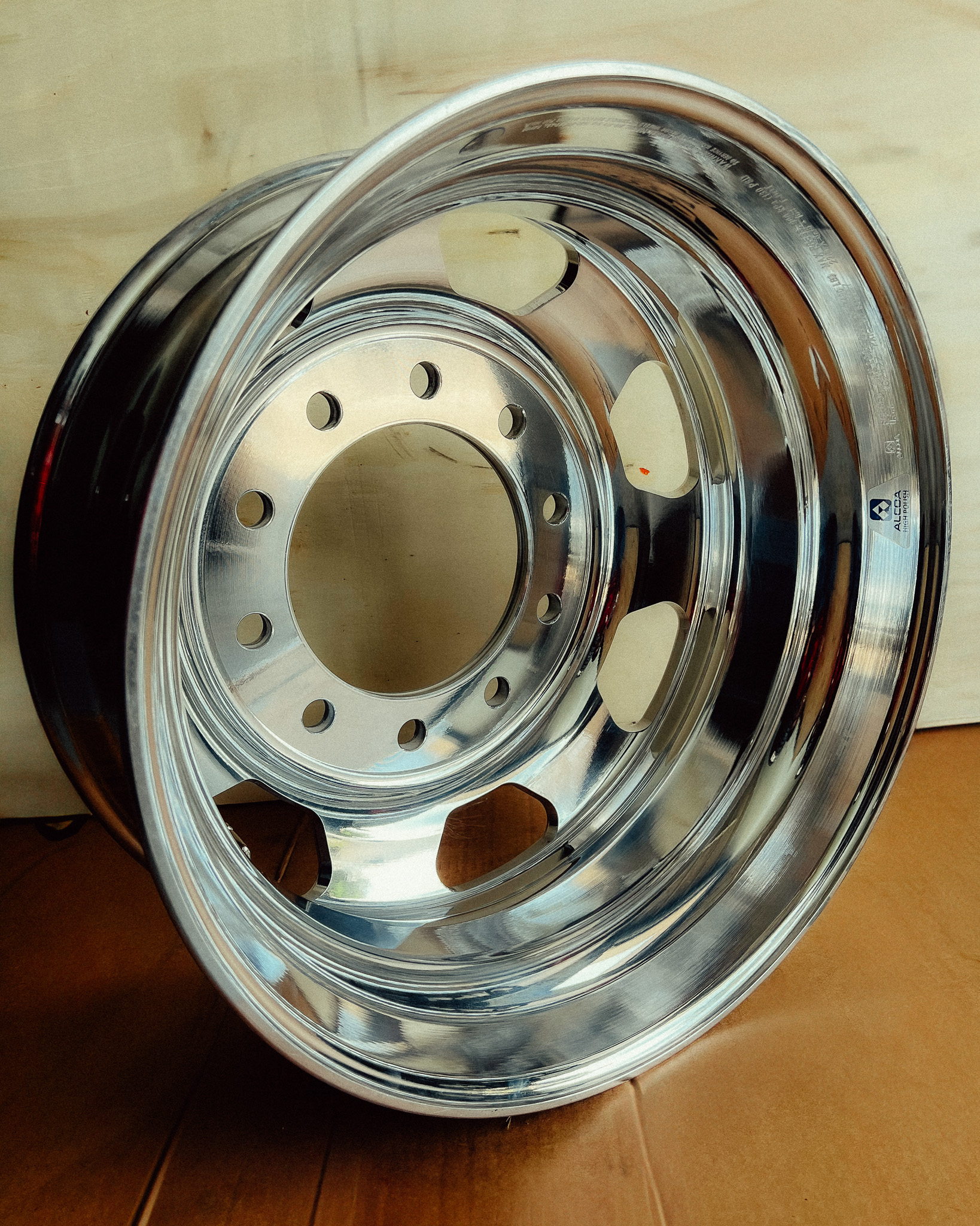 7 HOLES 22.5 x 8.25 | 24.5 x 9.0