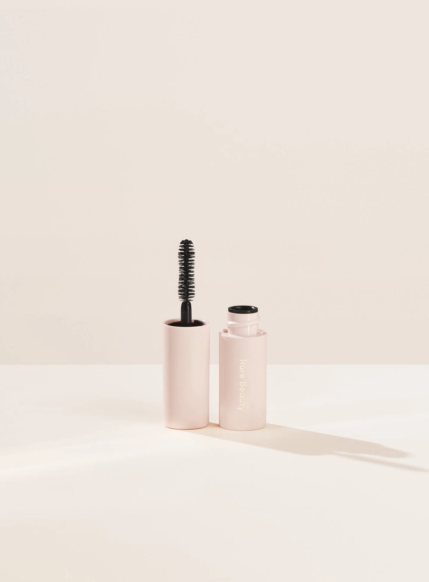 RARE BEAUTY Perfect Strokes Universal Volumizing Mascara Mini - *PRE ORDER*