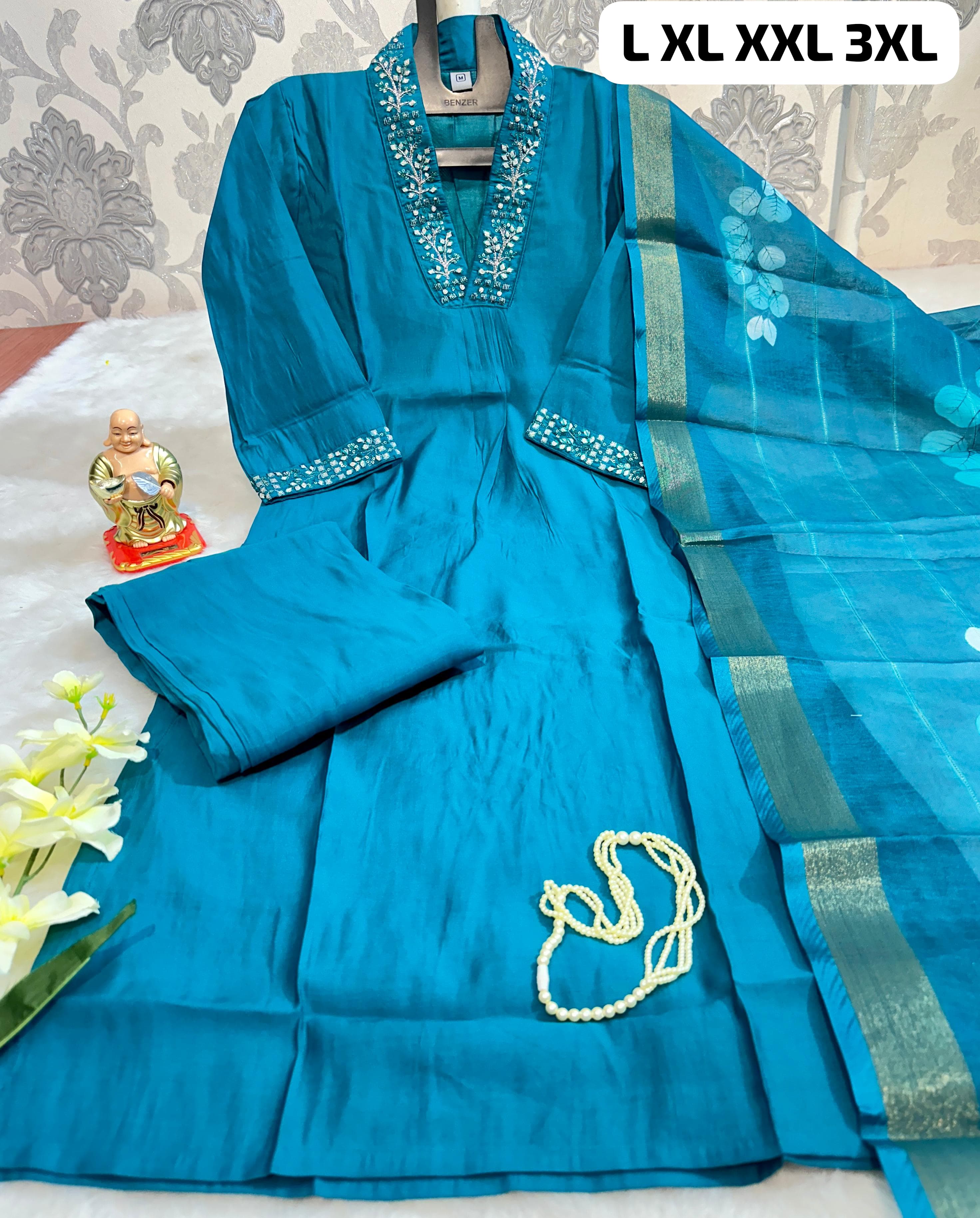 HAND WORK  KURTI WITH  DUPATTA PENTS SET