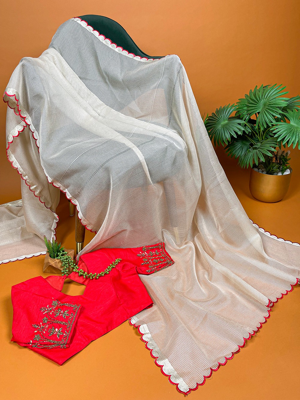  Saree