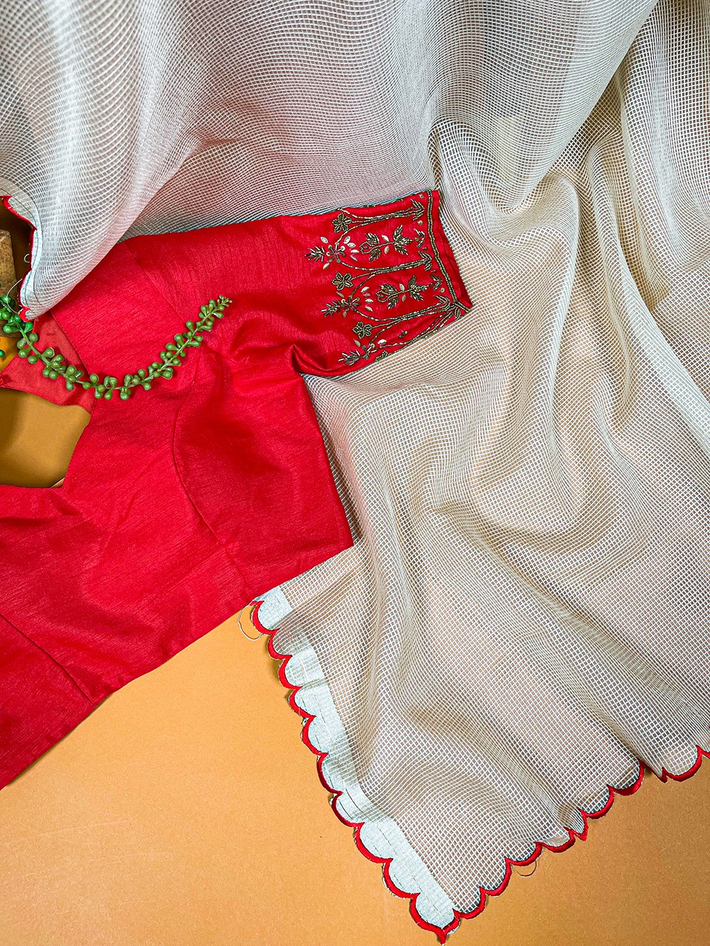  Saree