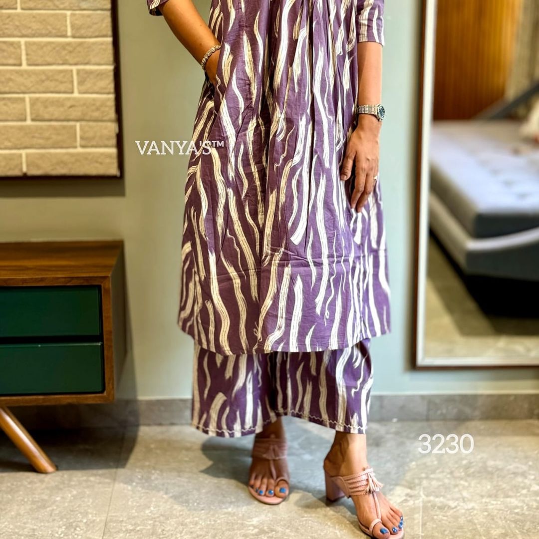  Elevate your style with this chic kurta culottes set