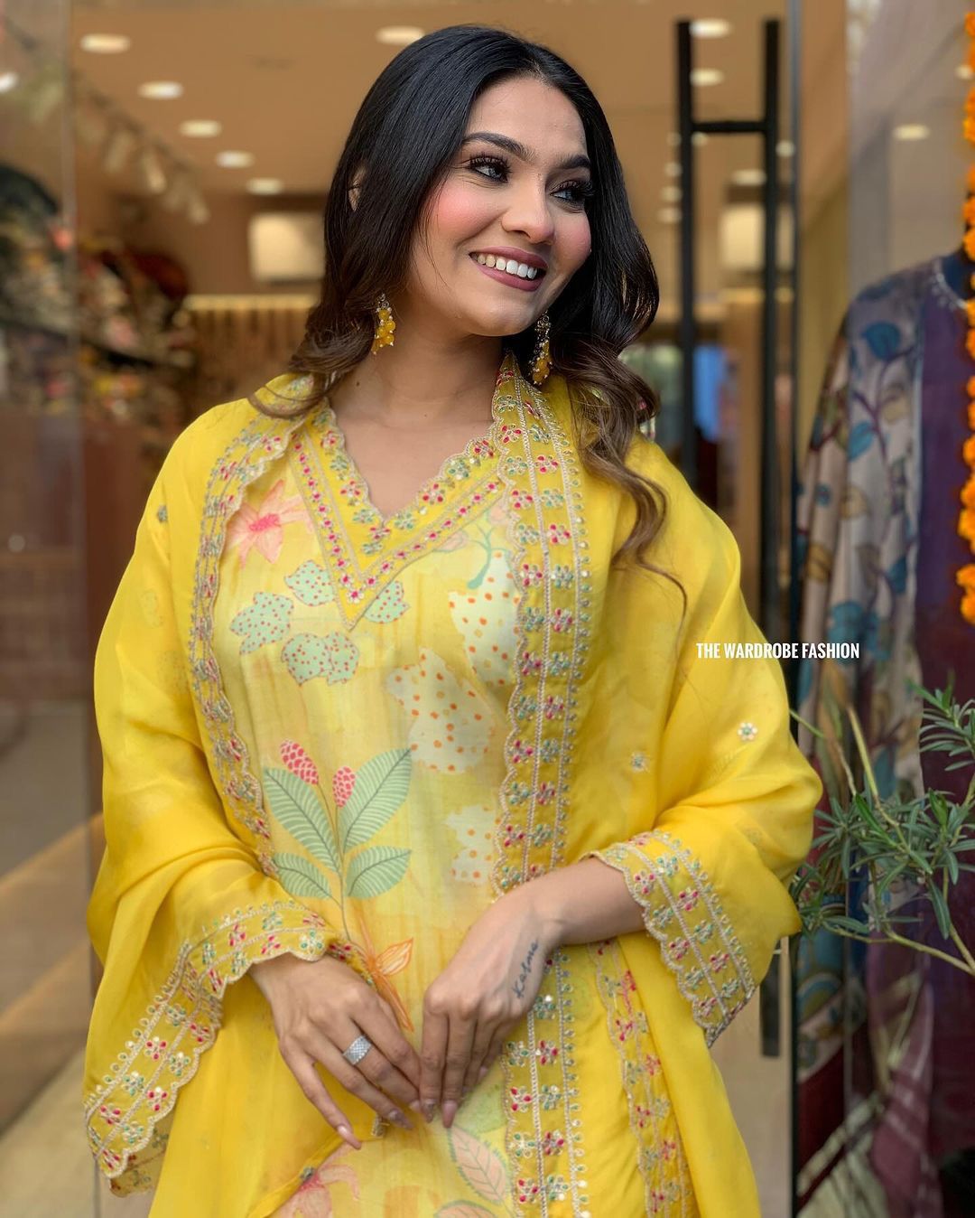 YELLOW color of this suit in your upcoming festivities. 