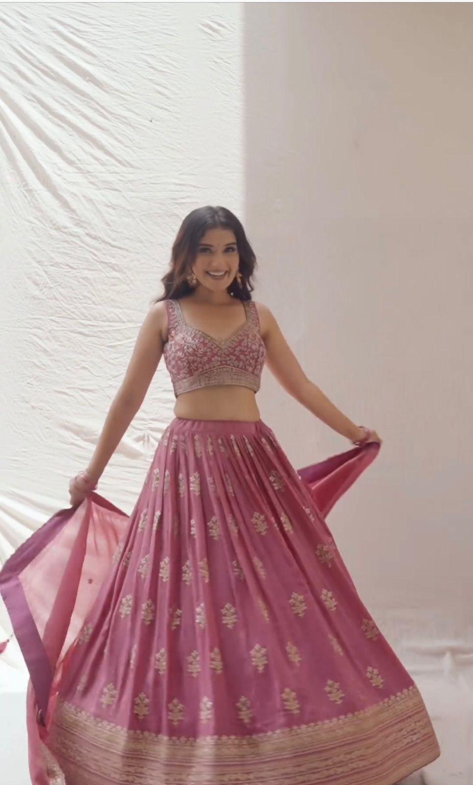 💥💕Presenting New Wedding Collection Lehenga Choli With Full Heavy Embroidery Sequence Work👌💕