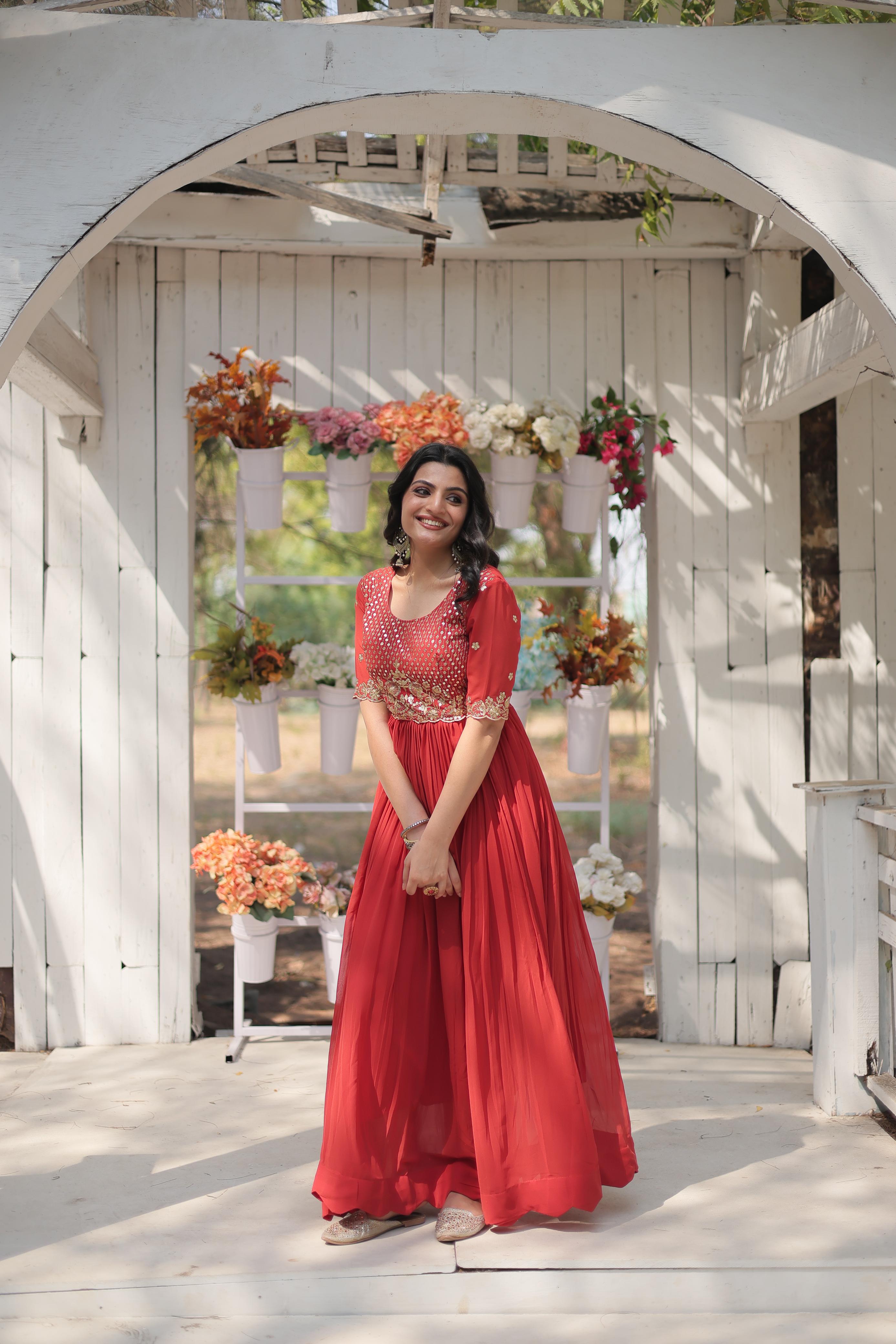 PREMIUM DESIGNER READYMADE GOWN COLLECTIONS. 👜