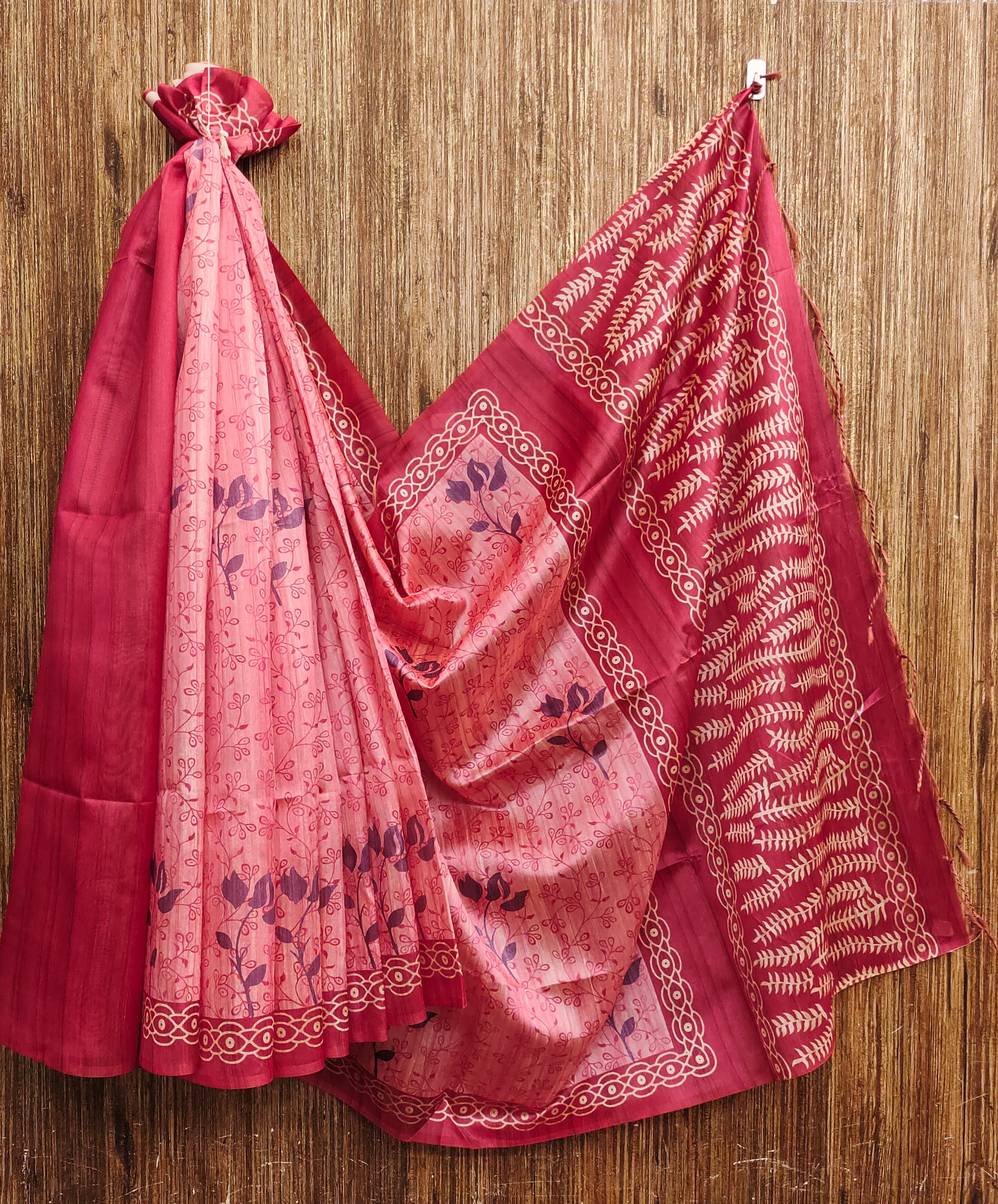 Soft Tussar silk saree with classic flower jal printed