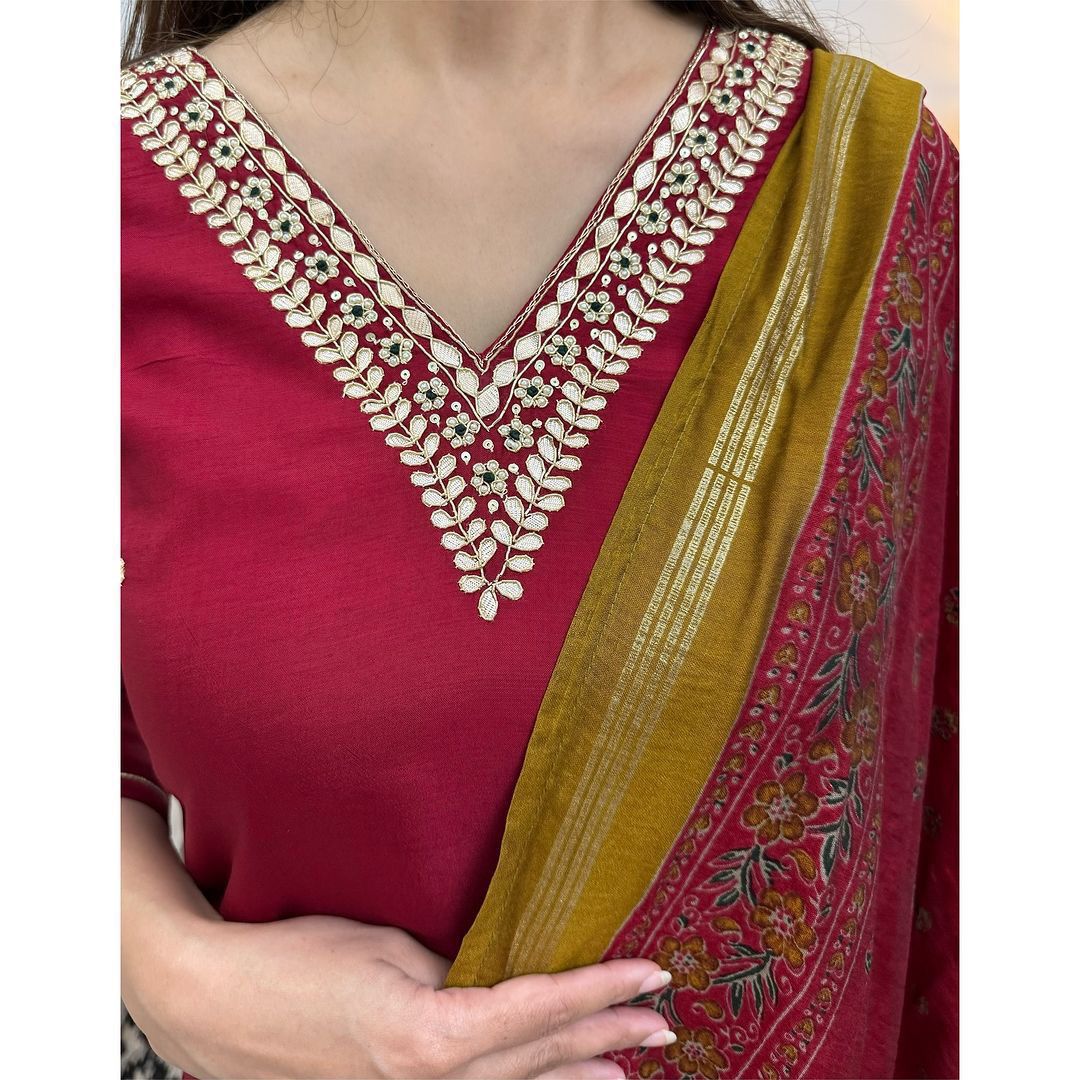 ROMAN SILK FEBRIC  3 PIECE SUIT SET