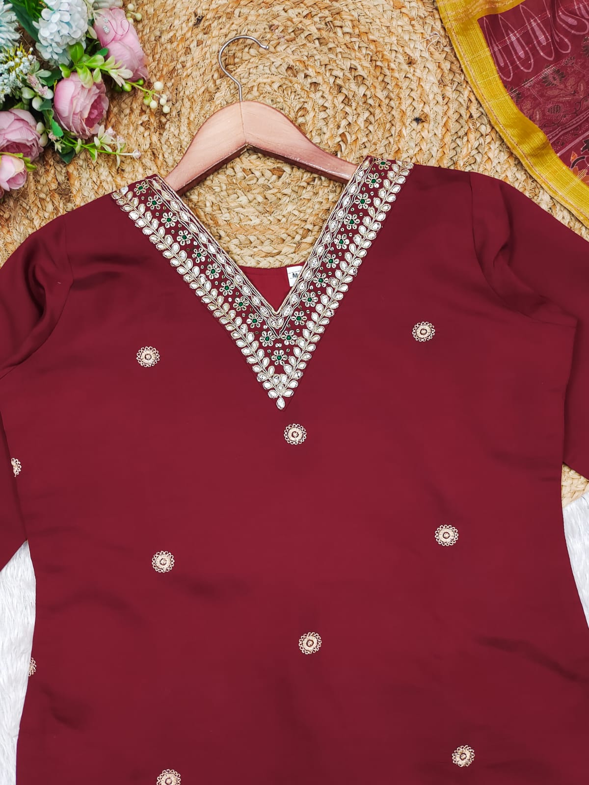 ROMAN SILK FEBRIC  3 PIECE SUIT SET