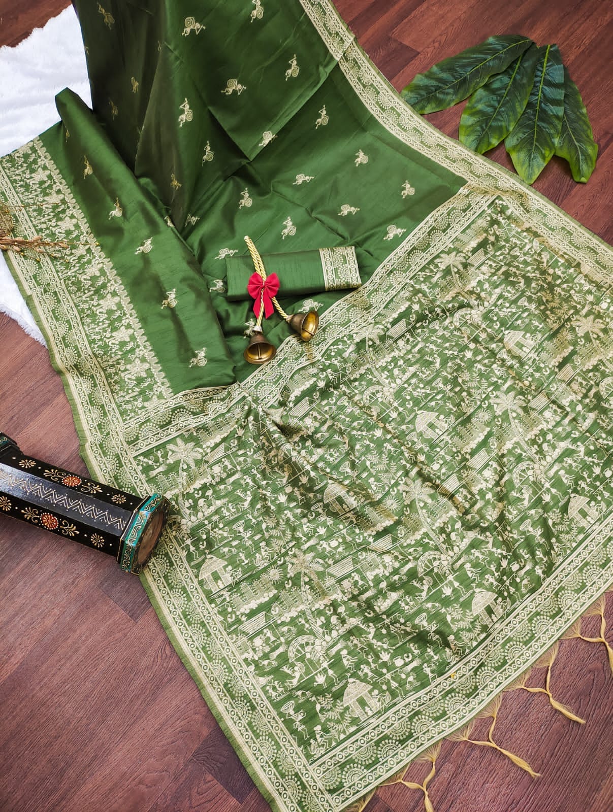 WE ARE COME AGAIN WITH NEW DEMANDING RAW SILK WEAVING SAREE JUST FOR YOU