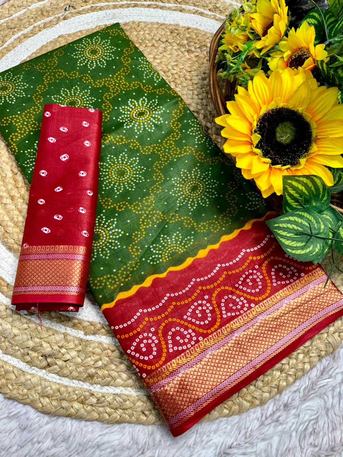 Now we Presenting New  Block Print Bandhej Saree Most Demanded Collection......!!!🥰_*