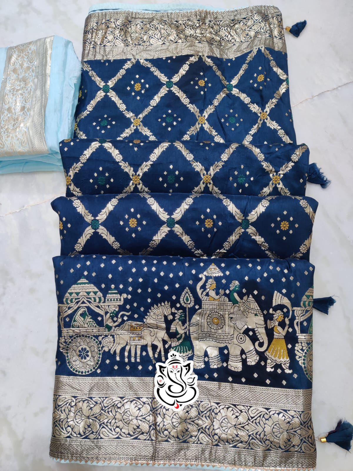 pure  dola fabric with beautiful meenakari zari SAREE