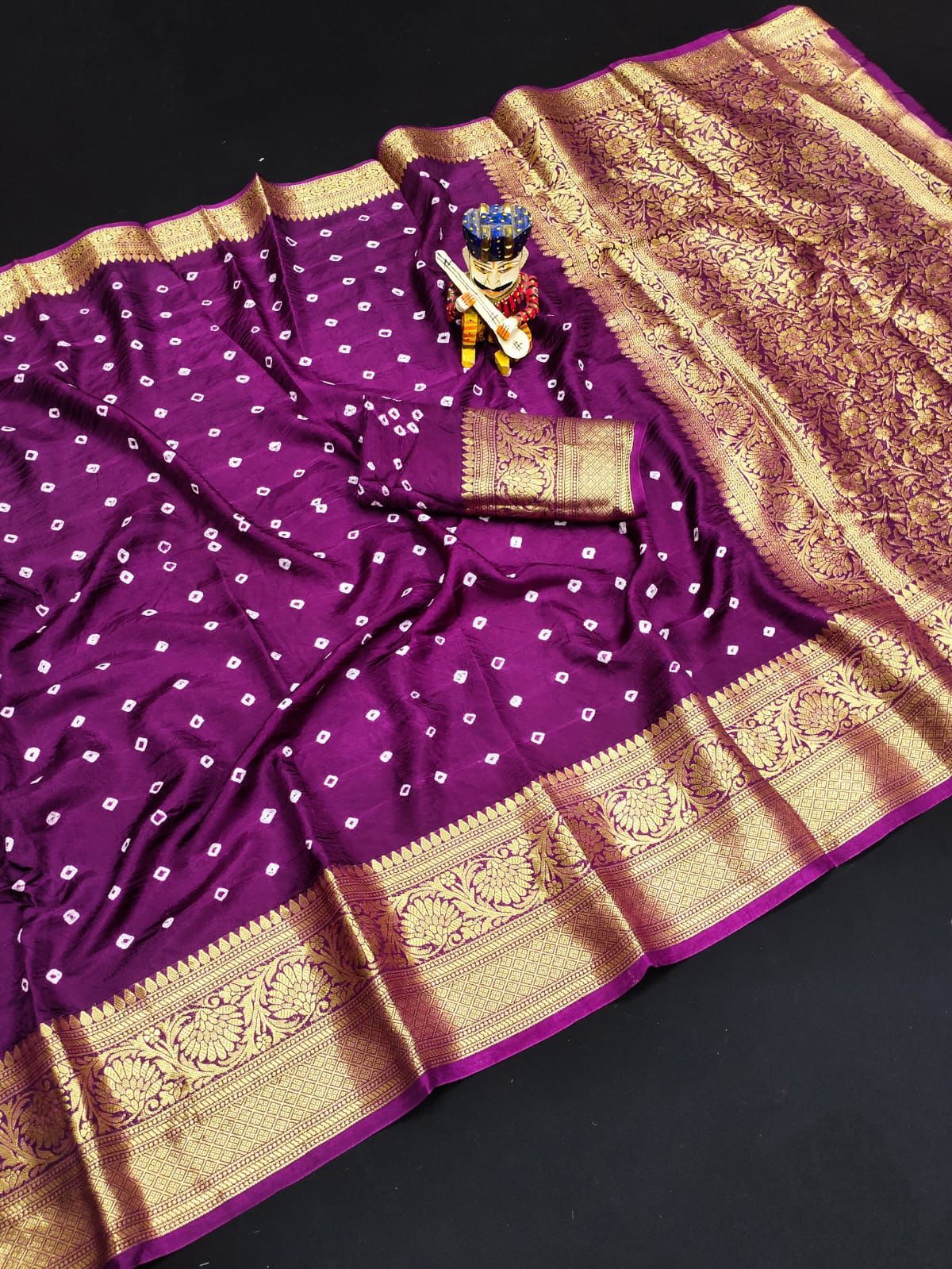 Hathi mor Kanjiwarm pretty and beautiful boutique series 😍👗🧵
