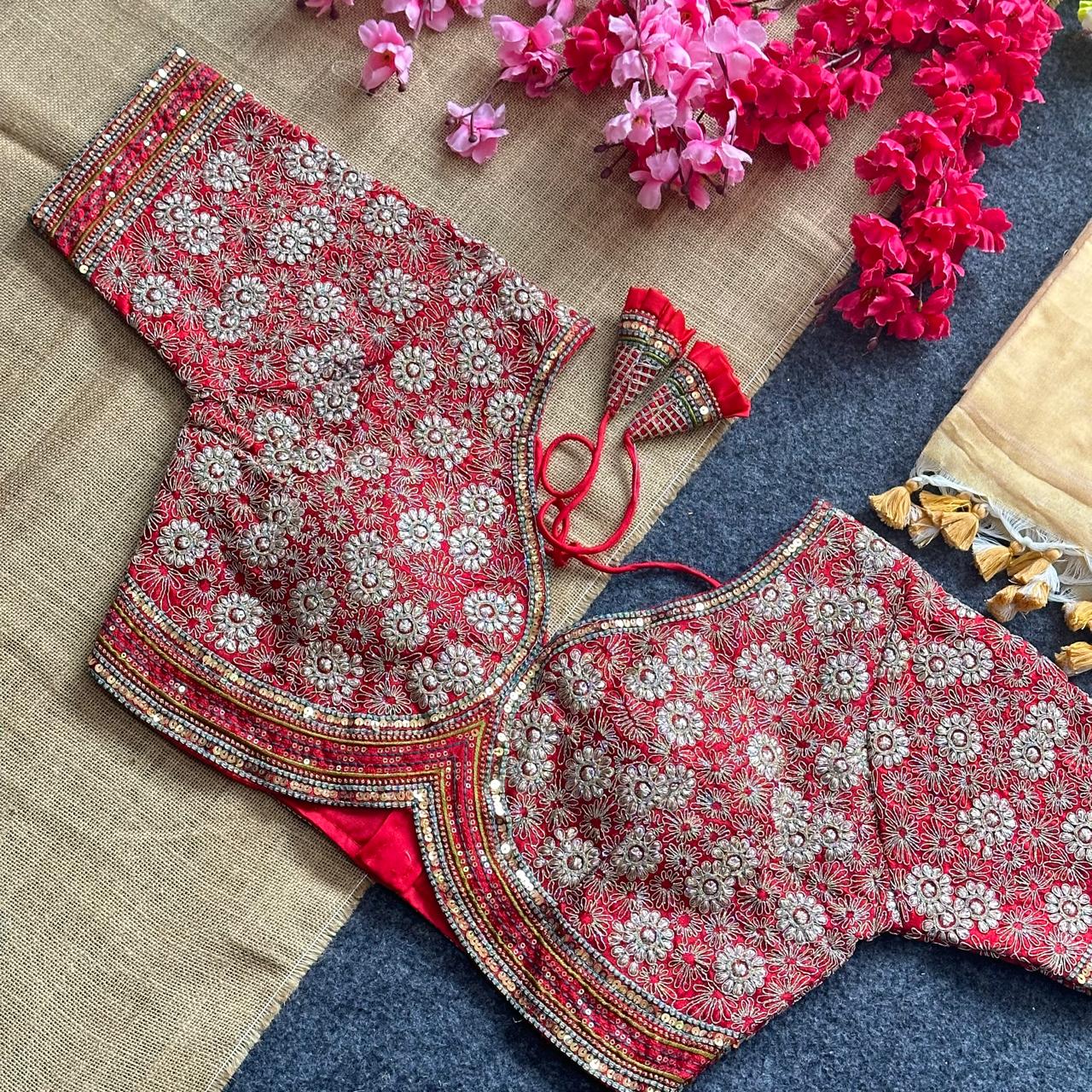 Blousewala presenting a Khadi cotton saree And Beautiful Havy Brodal Embrodiary Blouse💝