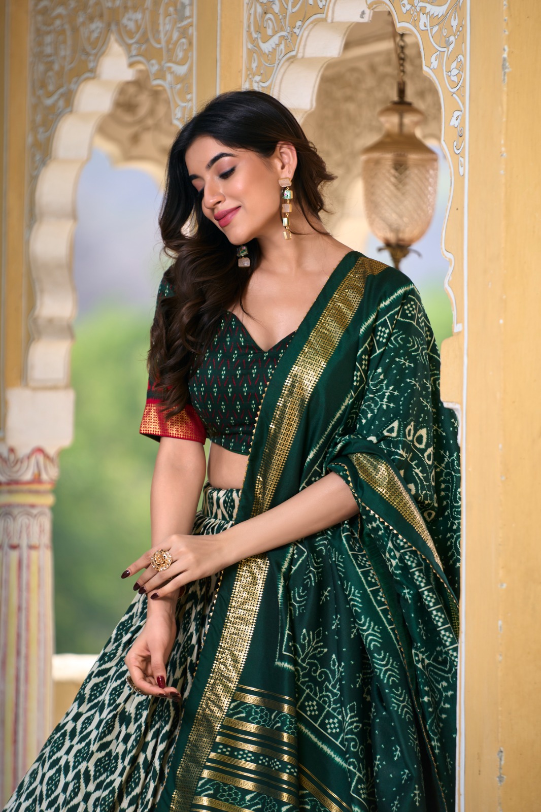Celebrate in style with the opulent beauty of Tussar silk. Our lehenga choli is perfect for making unforgettable memories in classic elegance 🥰