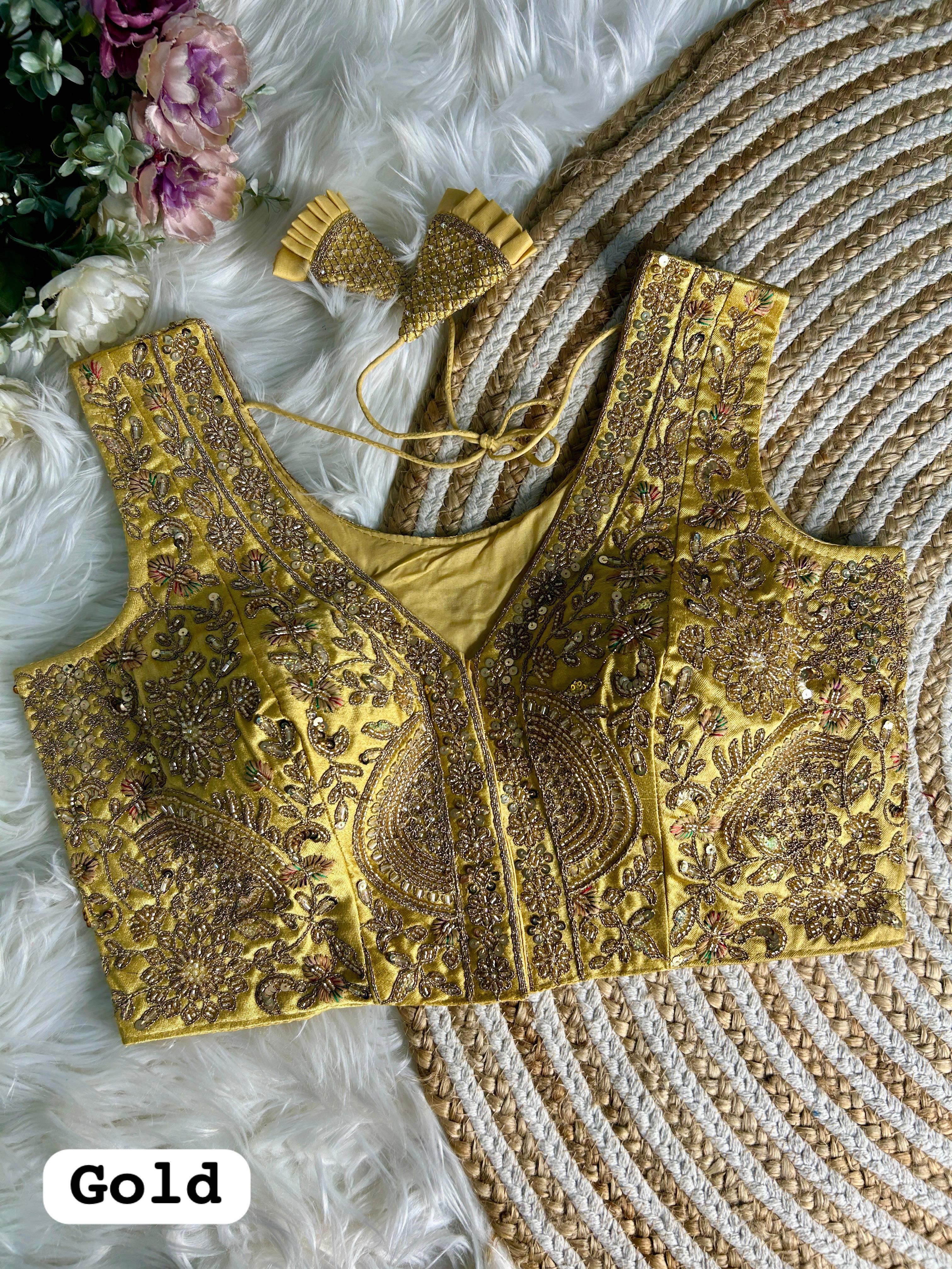 ❤️ BEAUTIFUL HEAVY STARS 🌟 & BEADS WORK “V” NEACK BRIDAL BLOUSE♥️