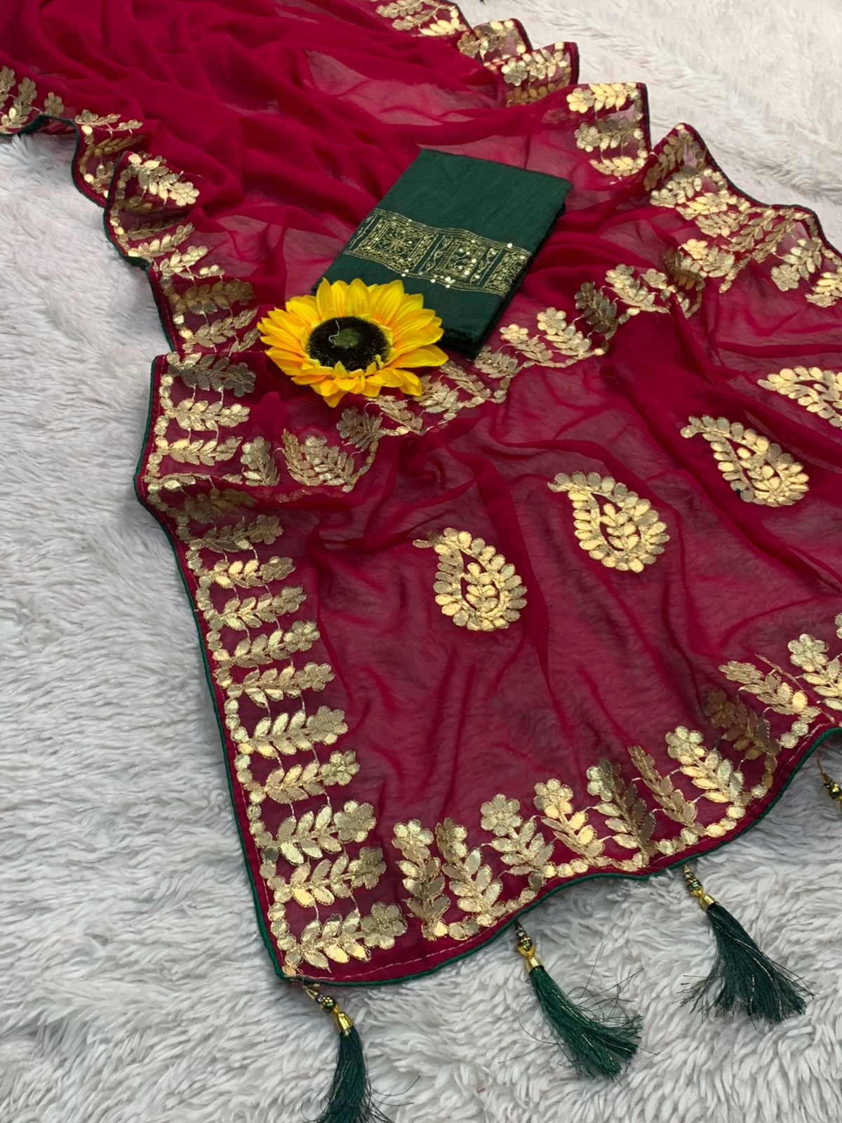 Pavitra super hit design  Gorjart orjnal gota patti saree