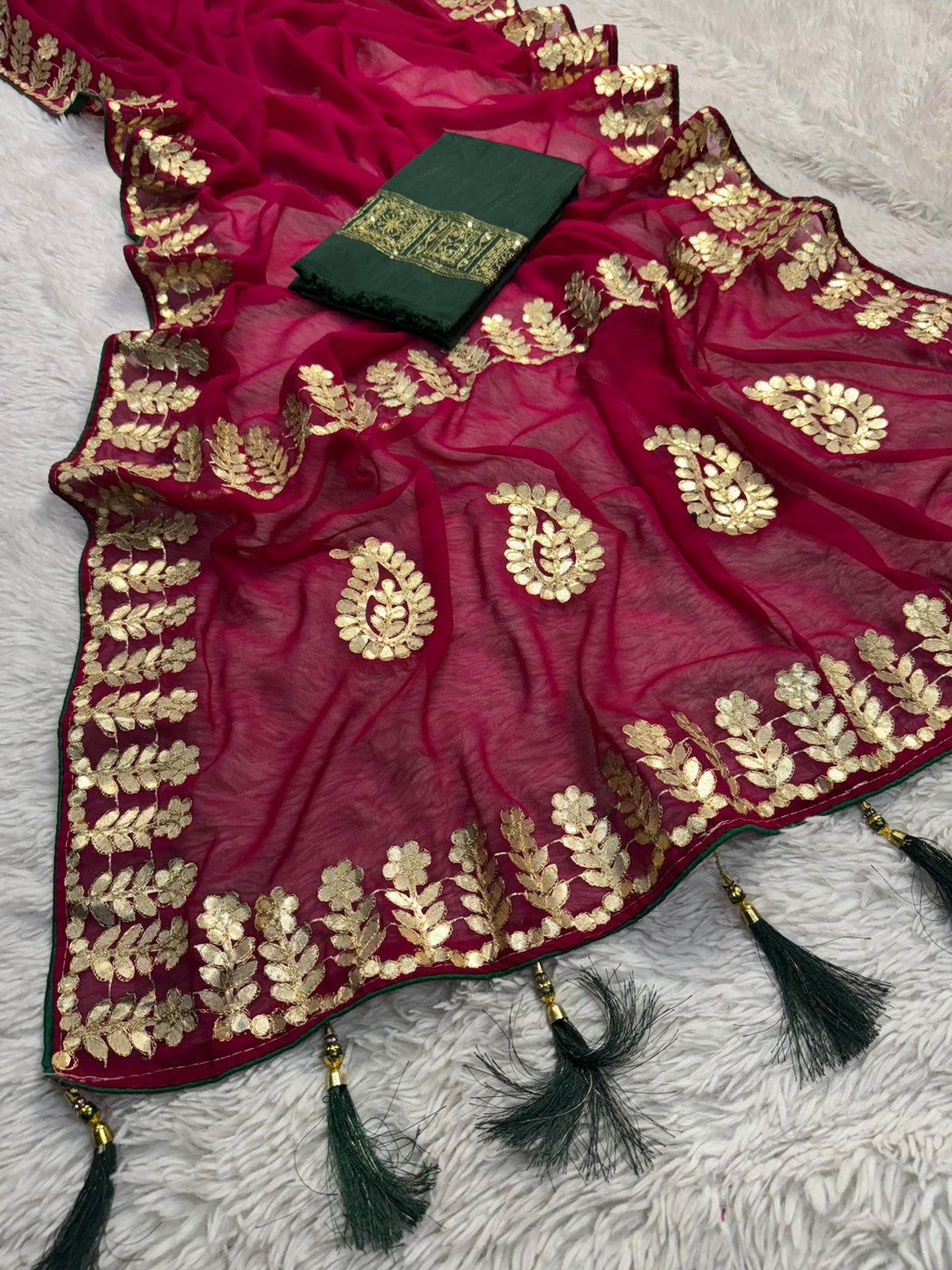 Pavitra super hit design  Gorjart orjnal gota patti saree