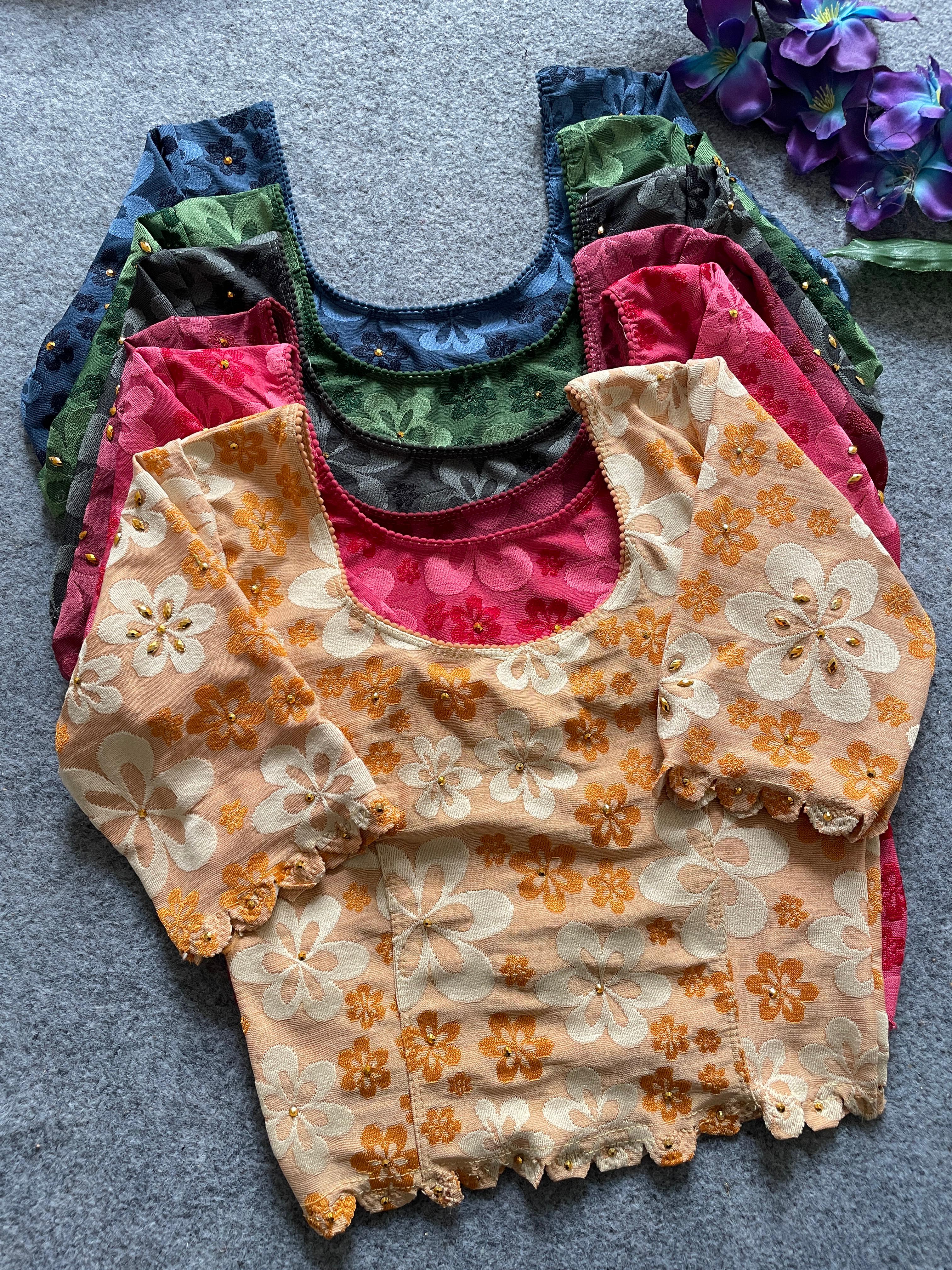➡️ READY TO WEAR STRACHABLE BLOUSE