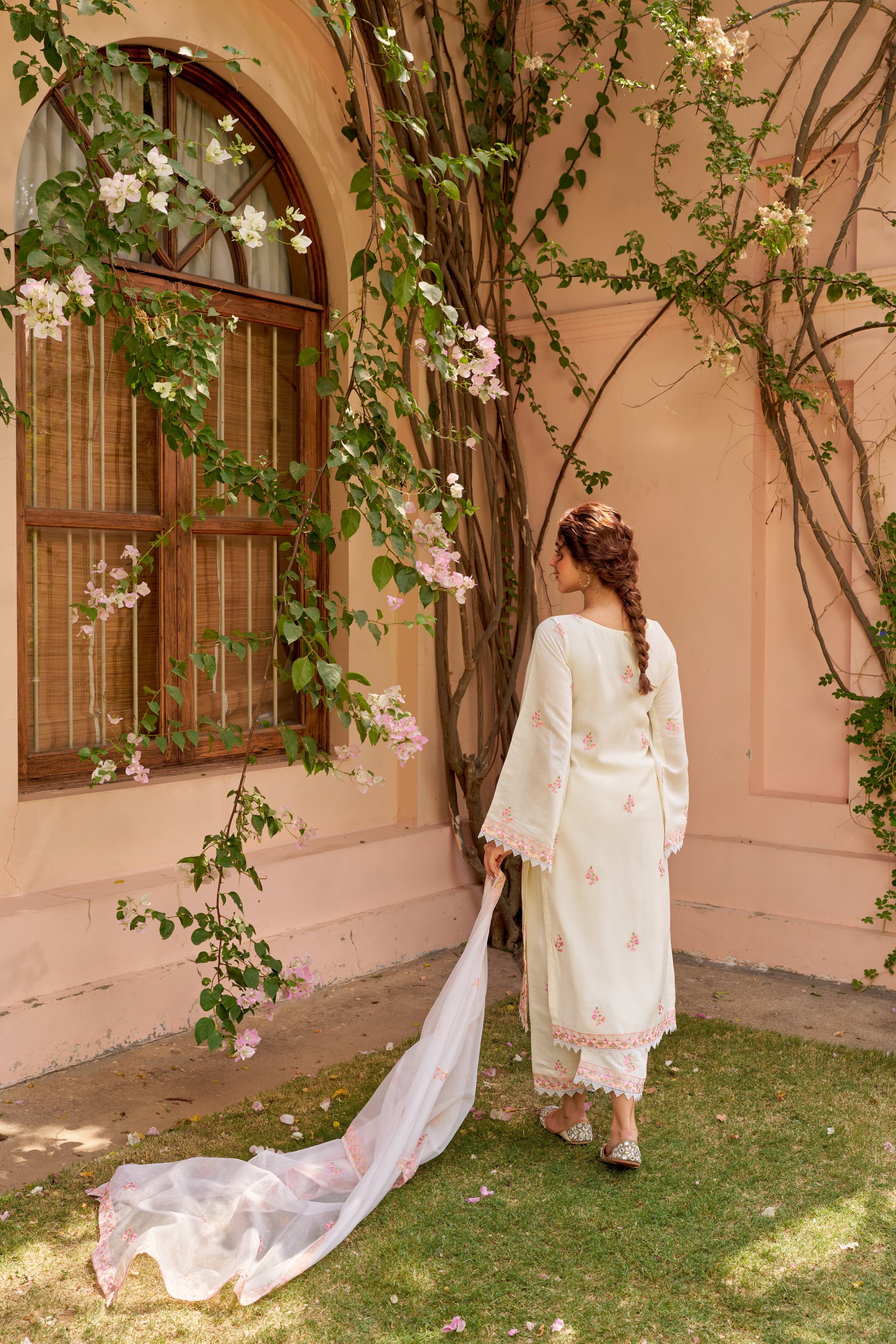 AKSHARA: Ivory White💙🩷 Chanderi Embroidered Suit Set