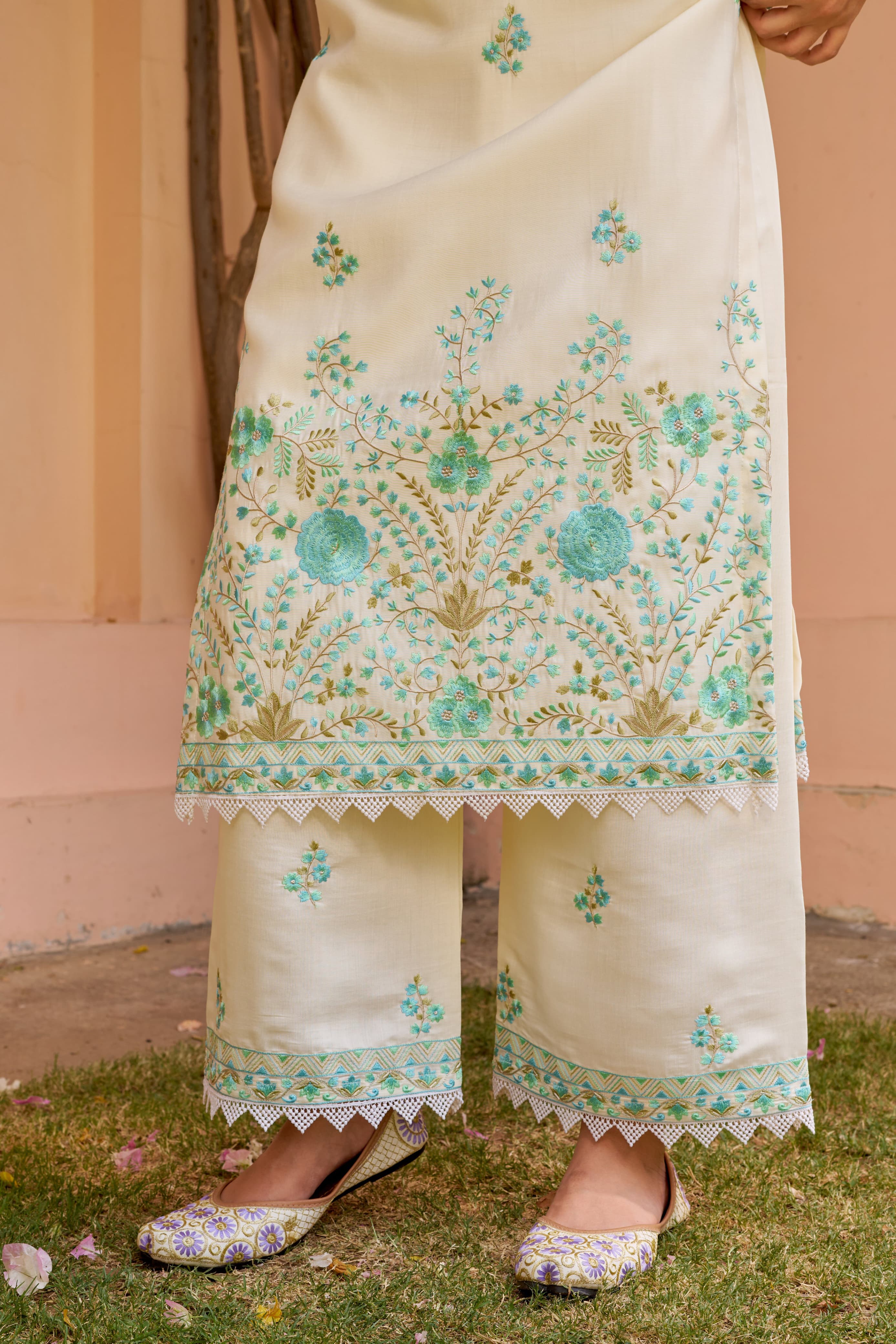 AKSHARA: Ivory White💙🩷 Chanderi Embroidered Suit Set