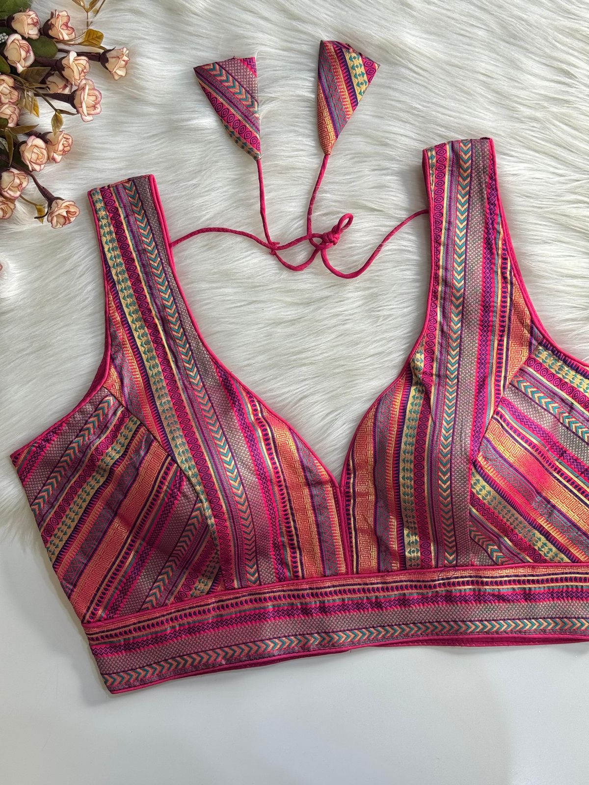 NEW BANARASI JEQUARD BLOUSE