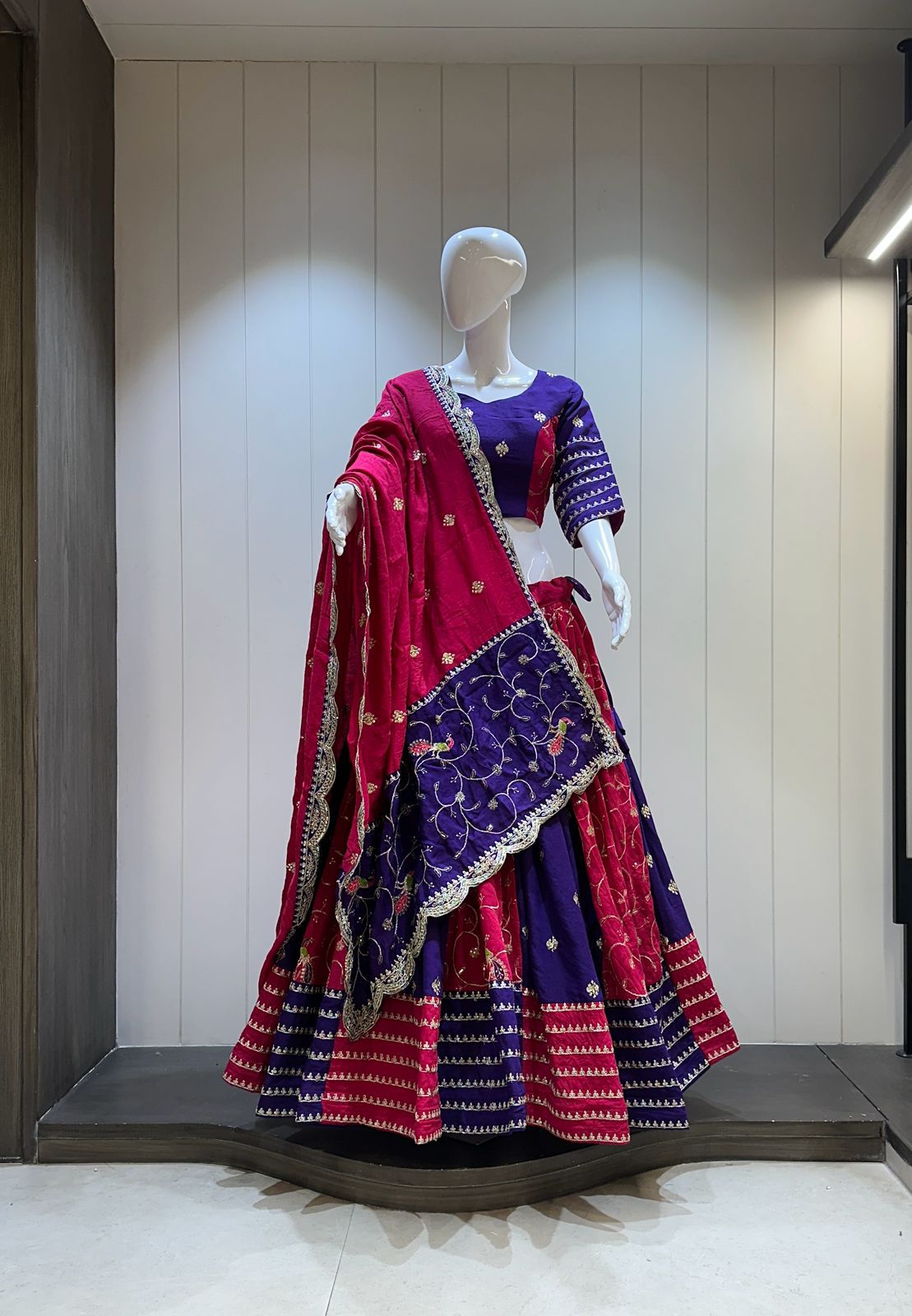 Roman silk vintage work chaniya choli with vintage work duptta 💃