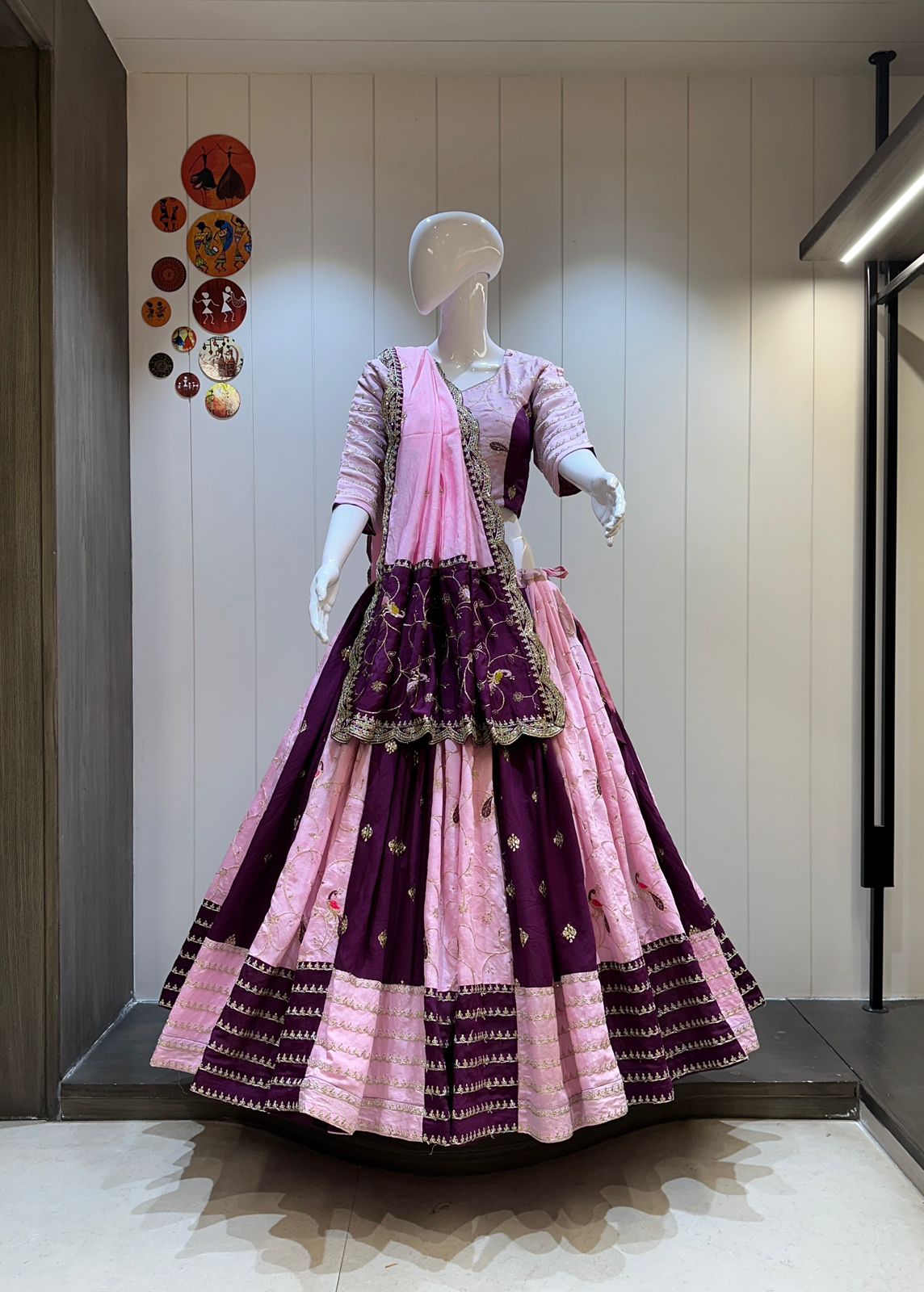 Roman silk vintage work chaniya choli with vintage work duptta 💃