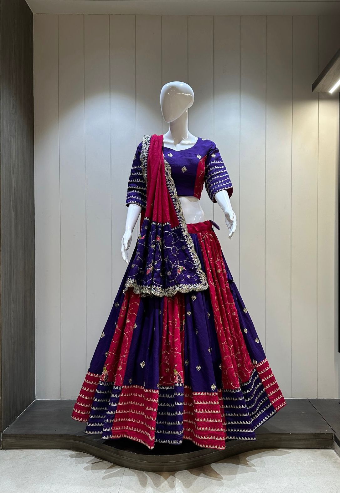 Roman silk vintage work chaniya choli with vintage work duptta 💃