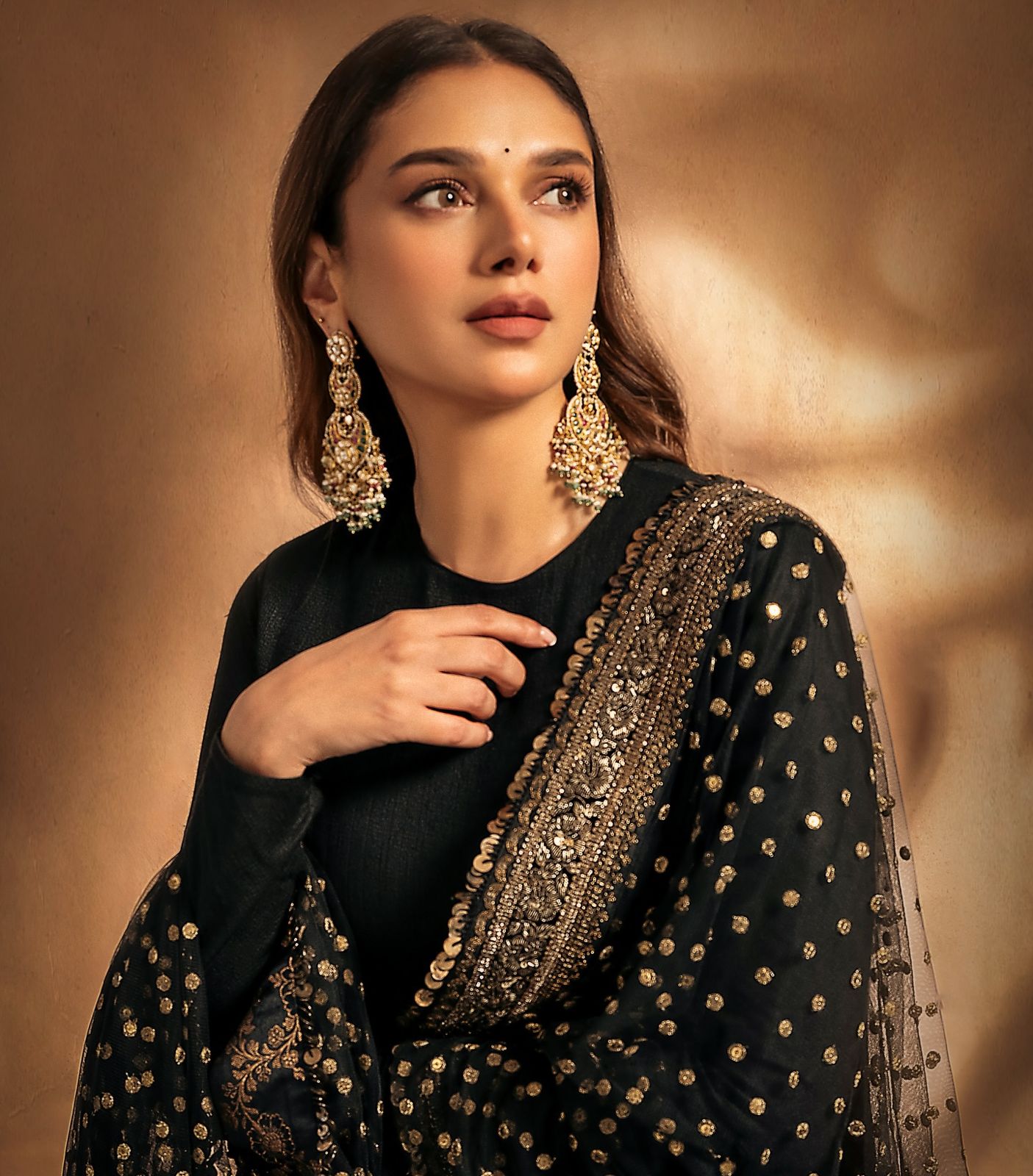  ANARKALI GOWN WITH PANT AND ELEGANT DUPATTA SET💐♥️