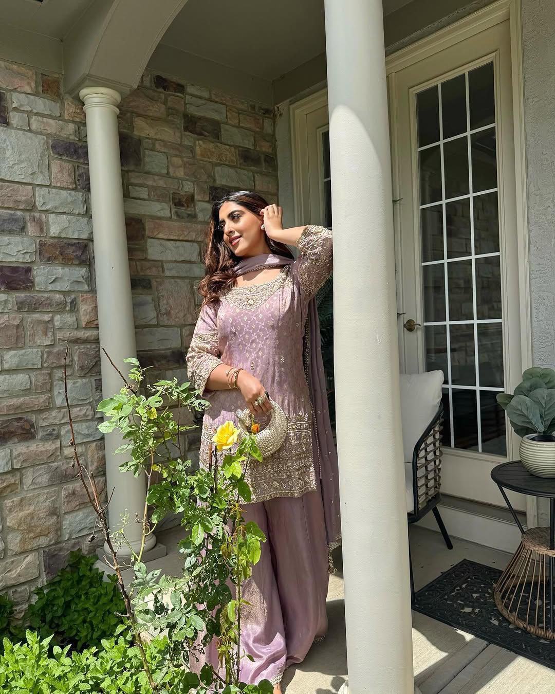  NEWLY LAUNCHEDCOSMOS SIMAR SILK💐❤️
