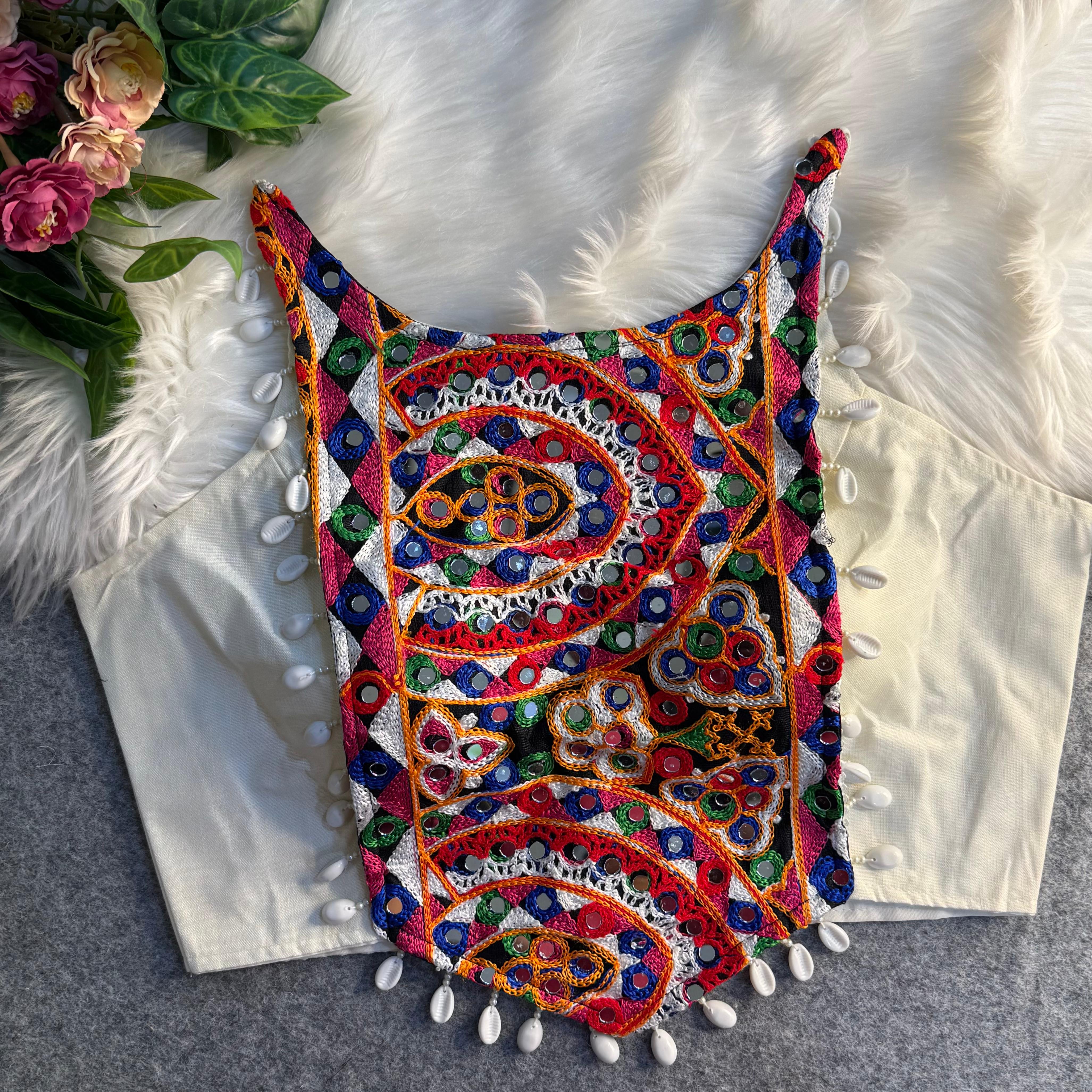 🥰*SPAGHETTI STYLE REAL SHELL🐚 BLOUSE WORK*🥰