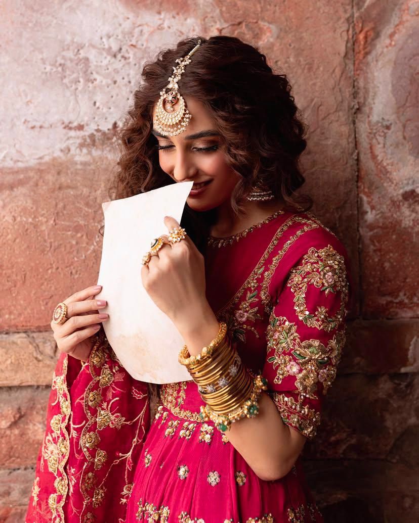 NEW ĐĚSIGNER ANARKALI GOWN 