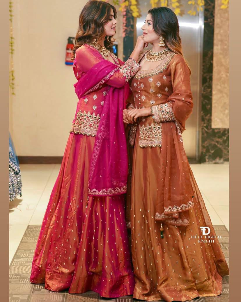 ©️ 🎥 New Designer Party Top Lehenga & Dupatta Set👗 ®️🟢