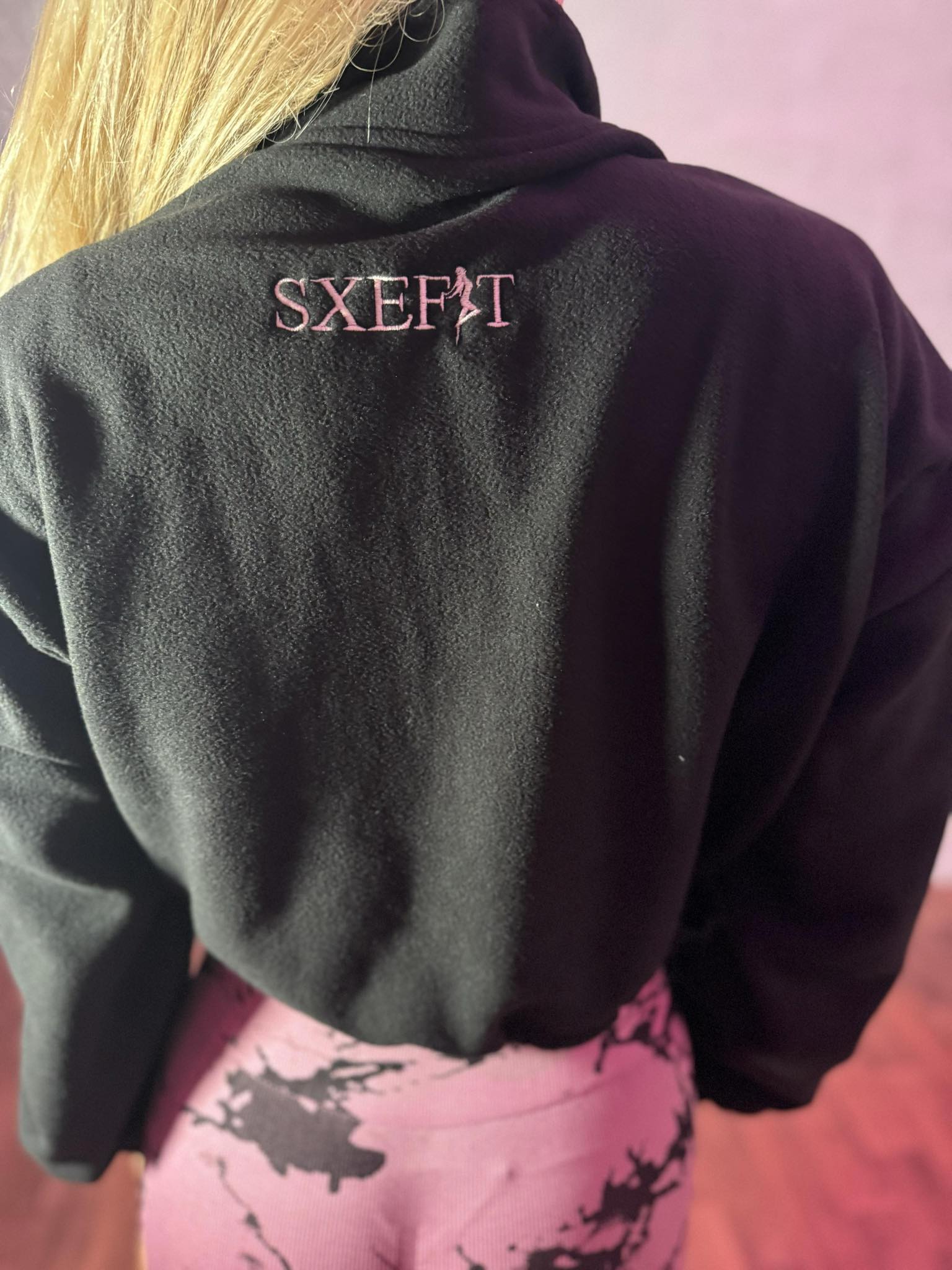 Black Cropped Zipper Fleece