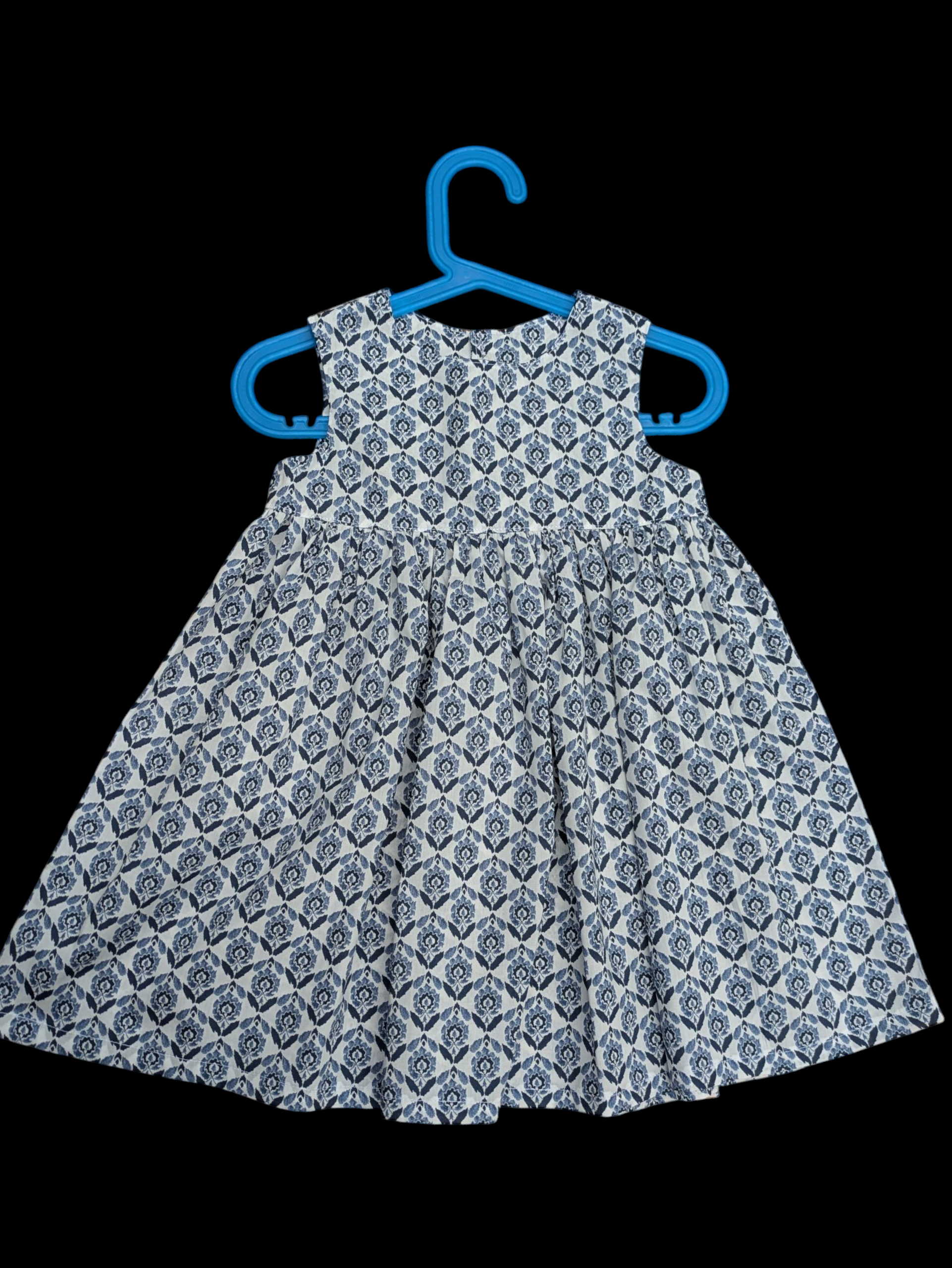 Blue diamond design 3-4