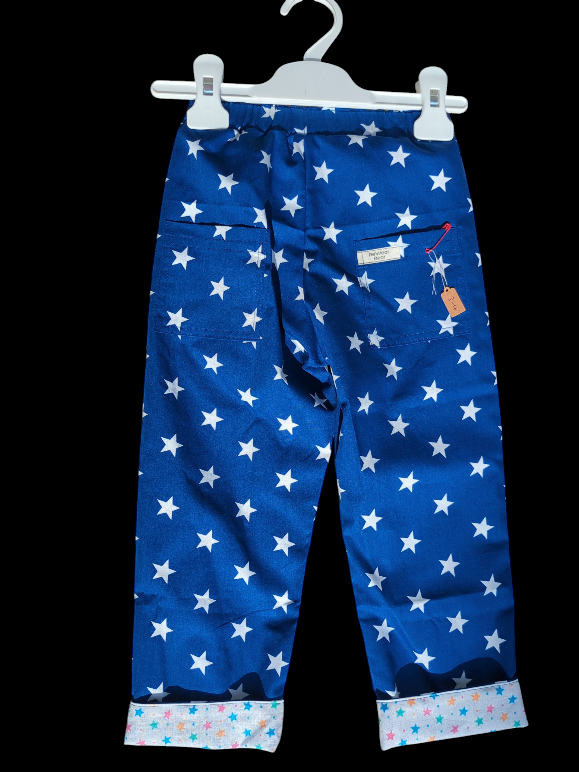 Bright blue large stars 3-4