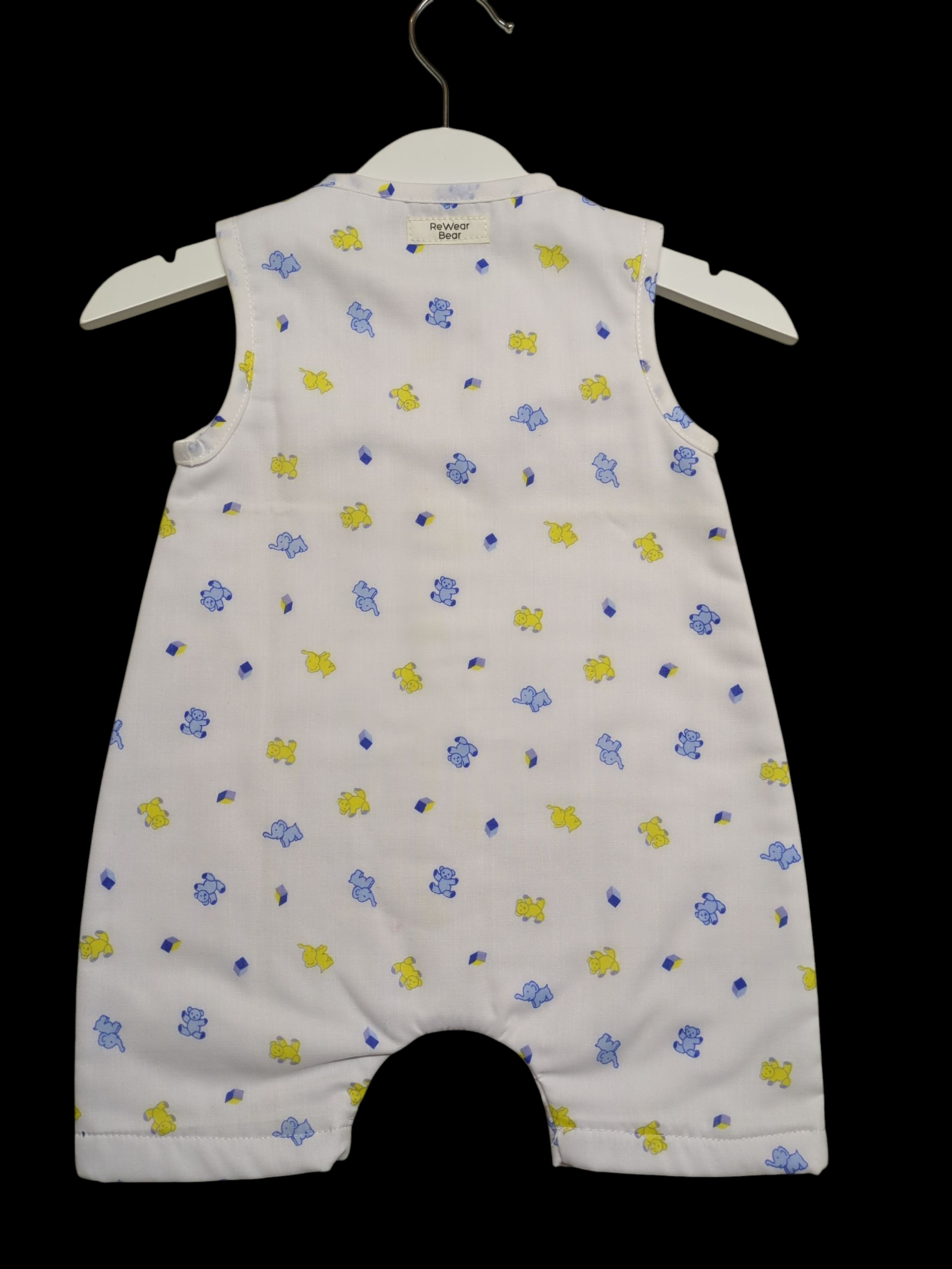 Yellow and blue bears and elephants newborn