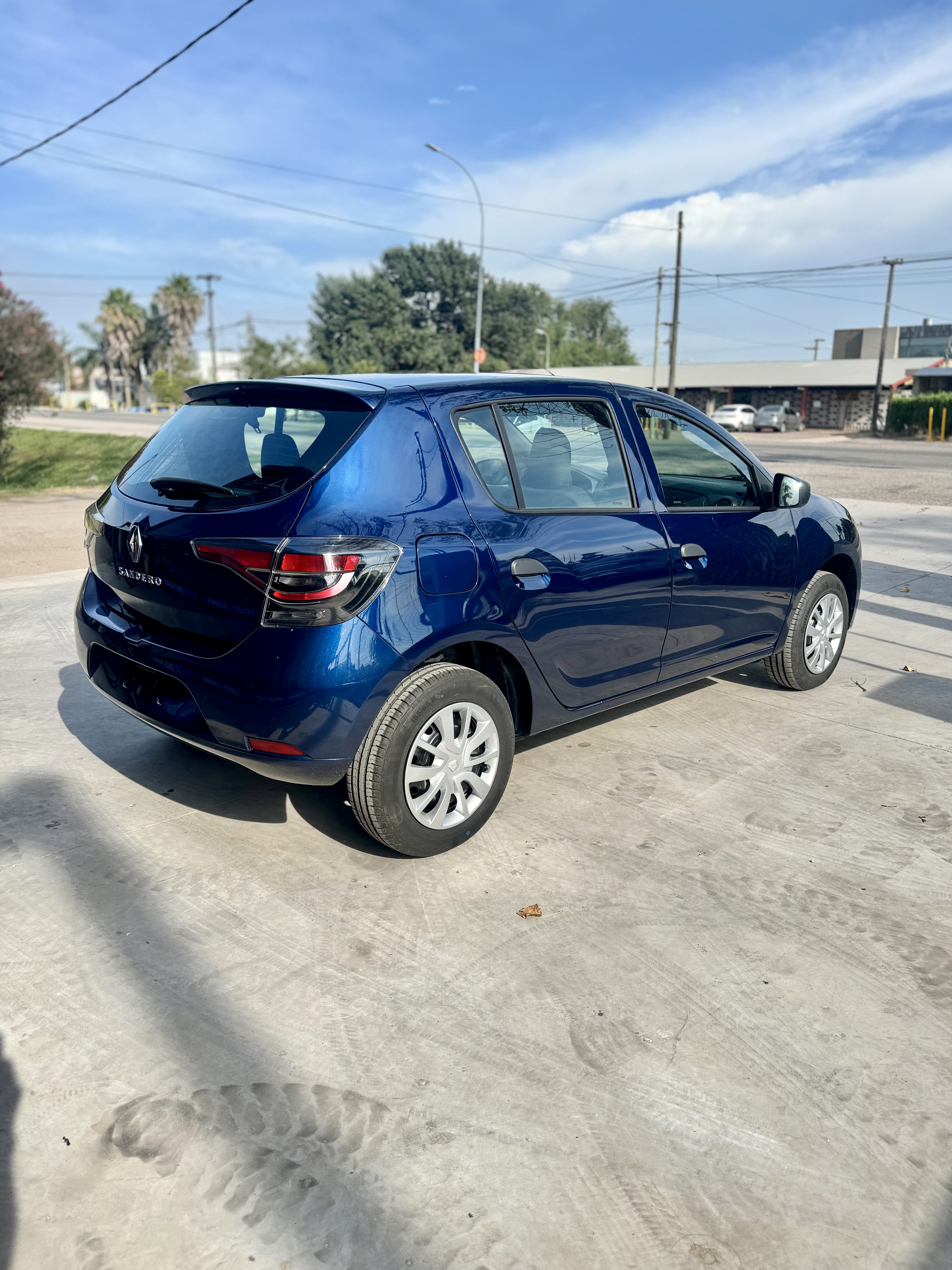 Renault Sandero Life 0km