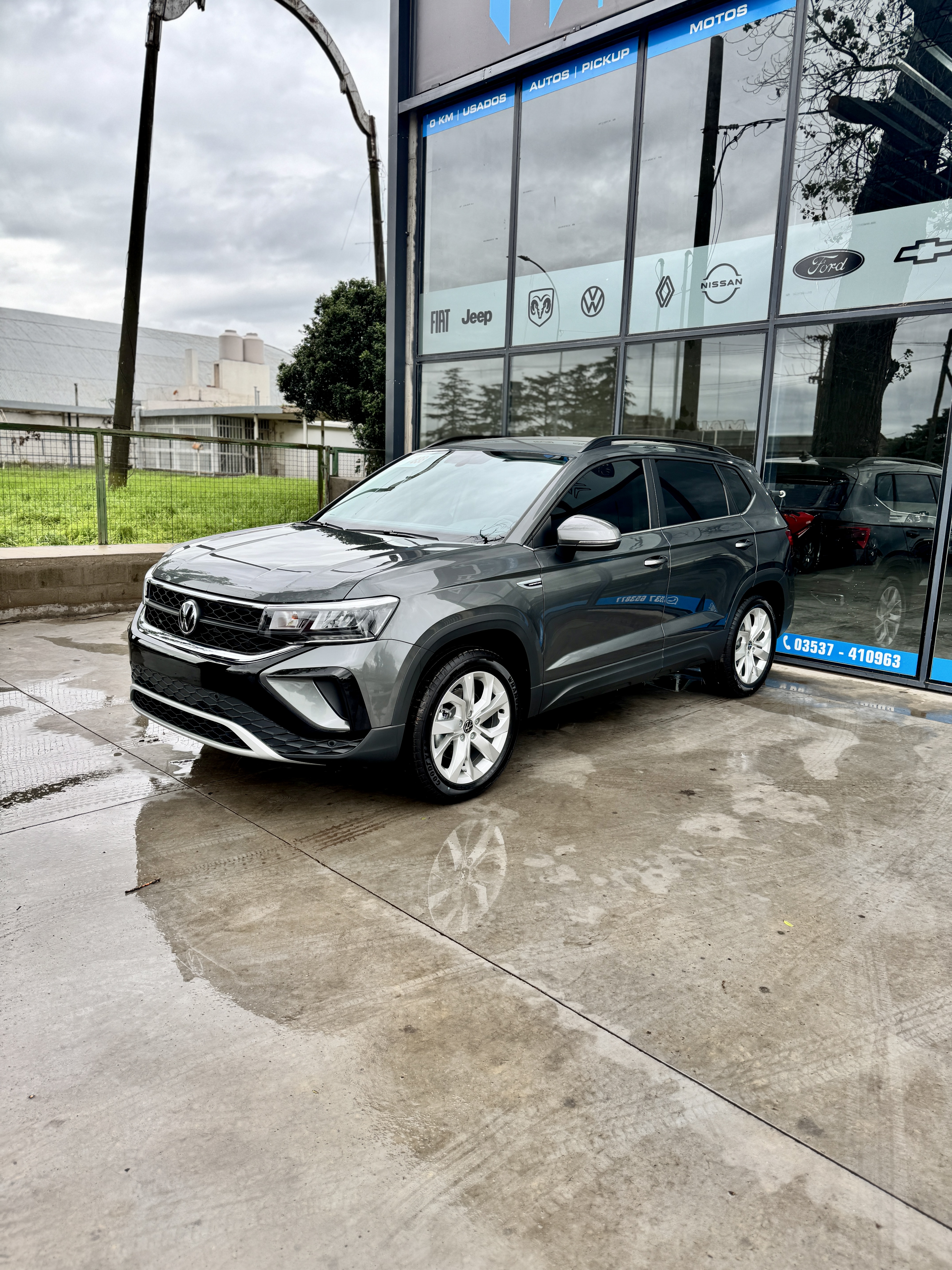 Volkswagen Taos Comfortline 250 TSI