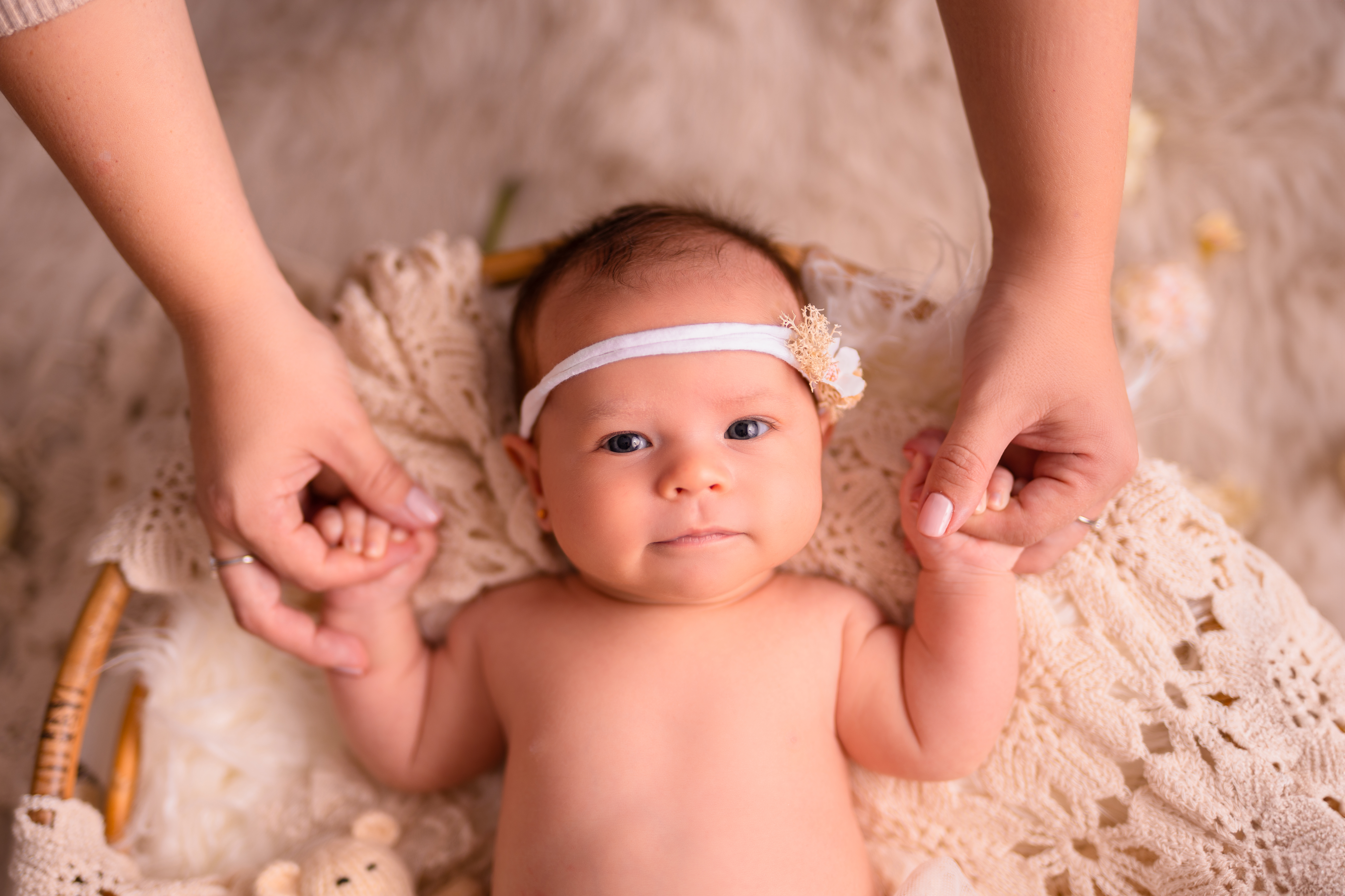 Sesión bebé estudio o exterior hasta 8 meses