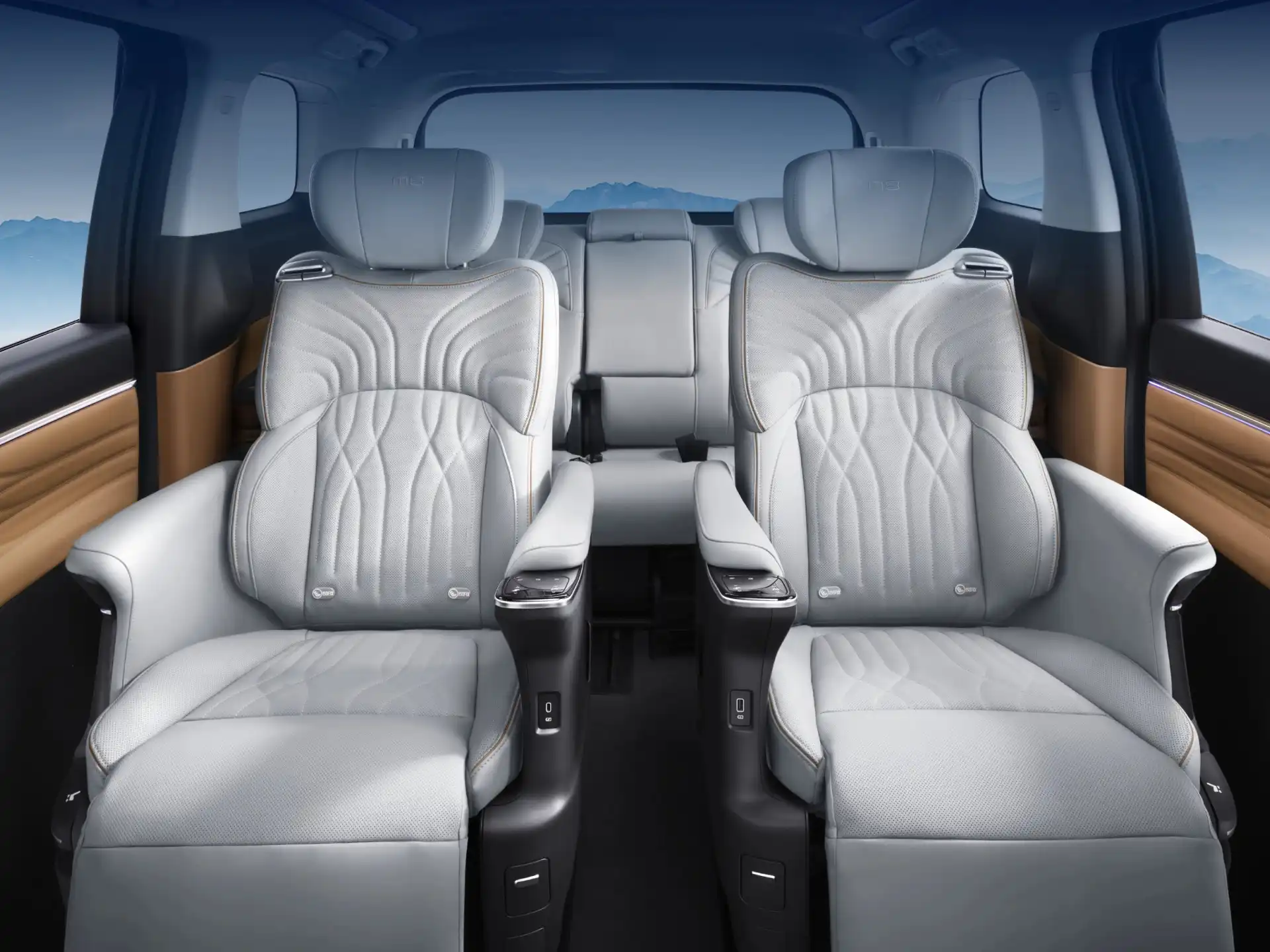 GAC M8 with Driver - Full Day